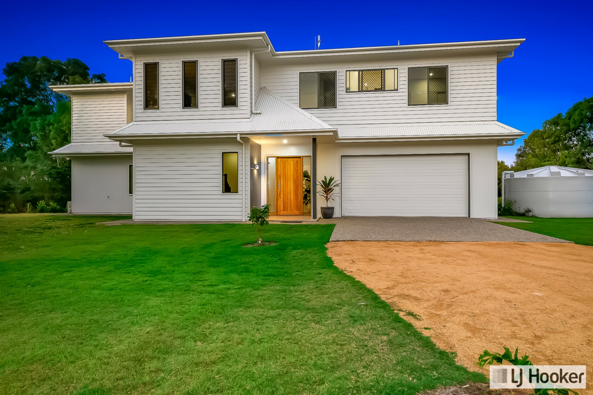 18 Sylvan Drive,, MOORE PARK BEACH