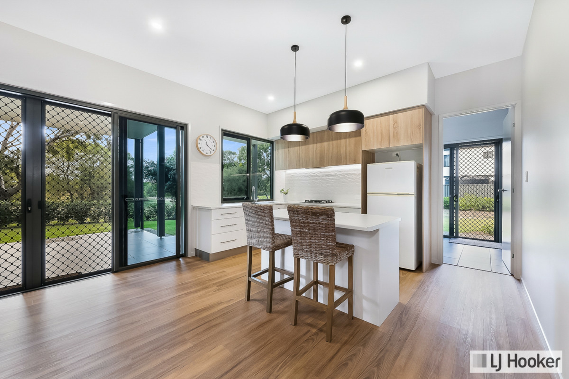 18 Sylvan Drive,, MOORE PARK BEACH