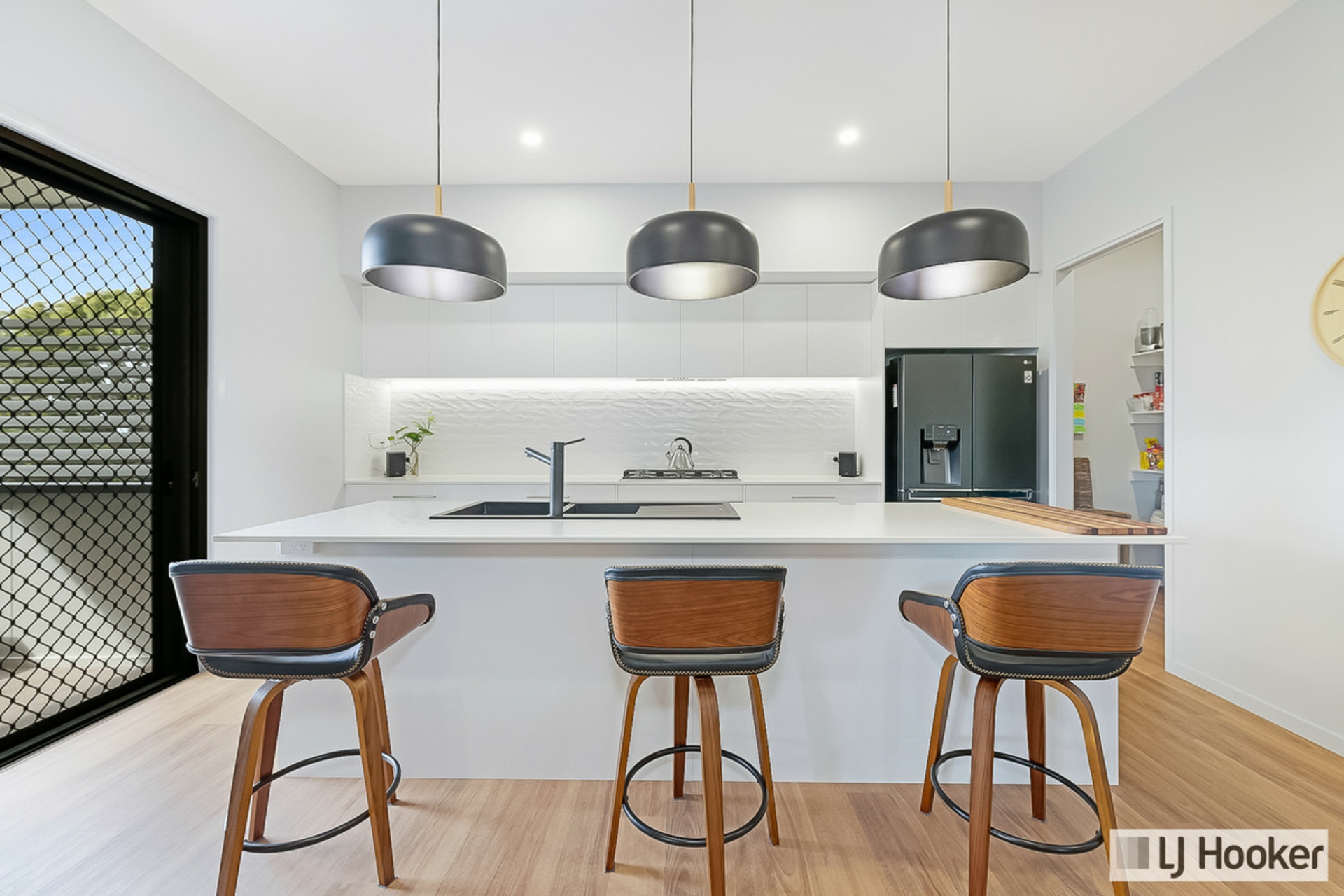 18 Sylvan Drive,, MOORE PARK BEACH