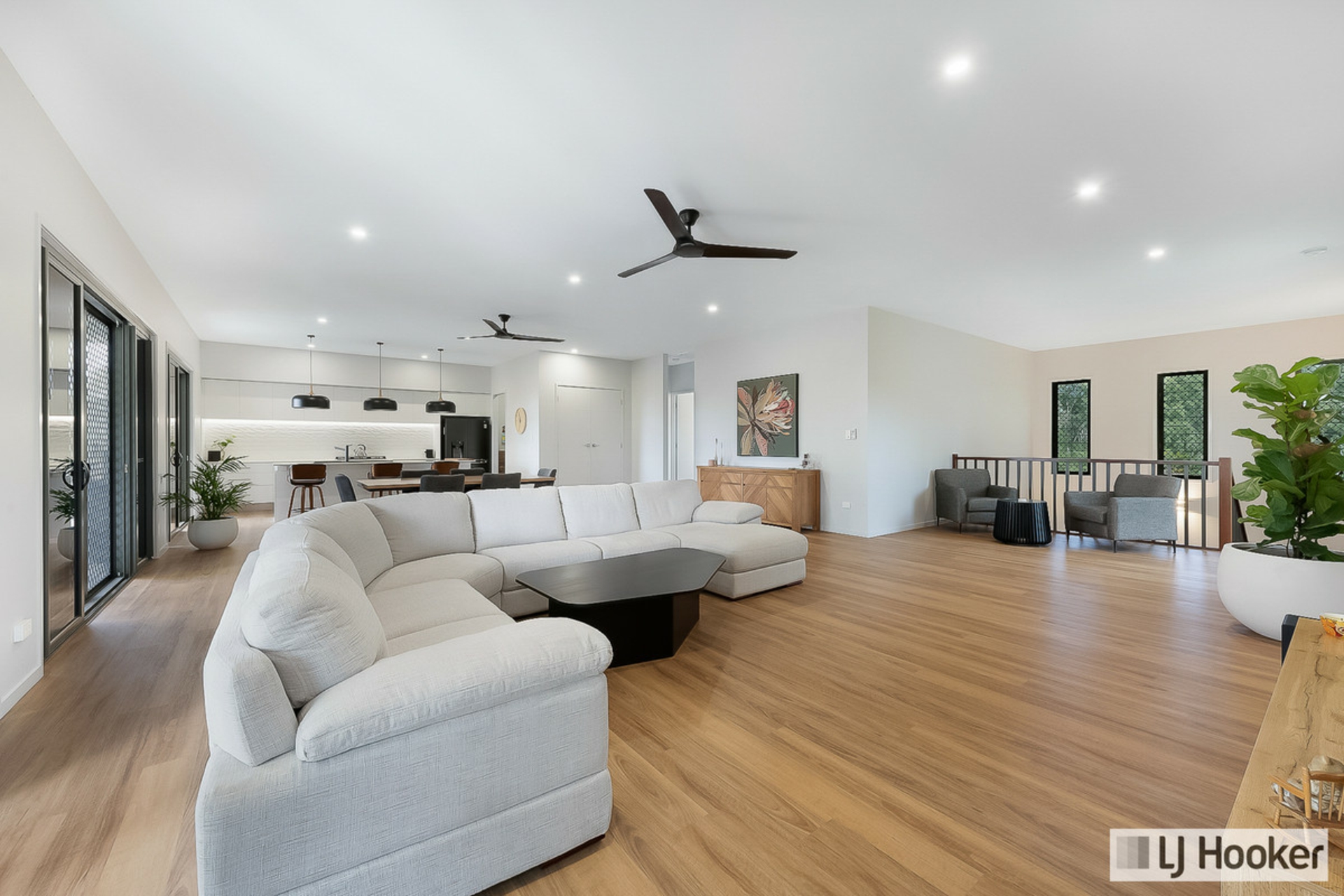 18 Sylvan Drive,, MOORE PARK BEACH