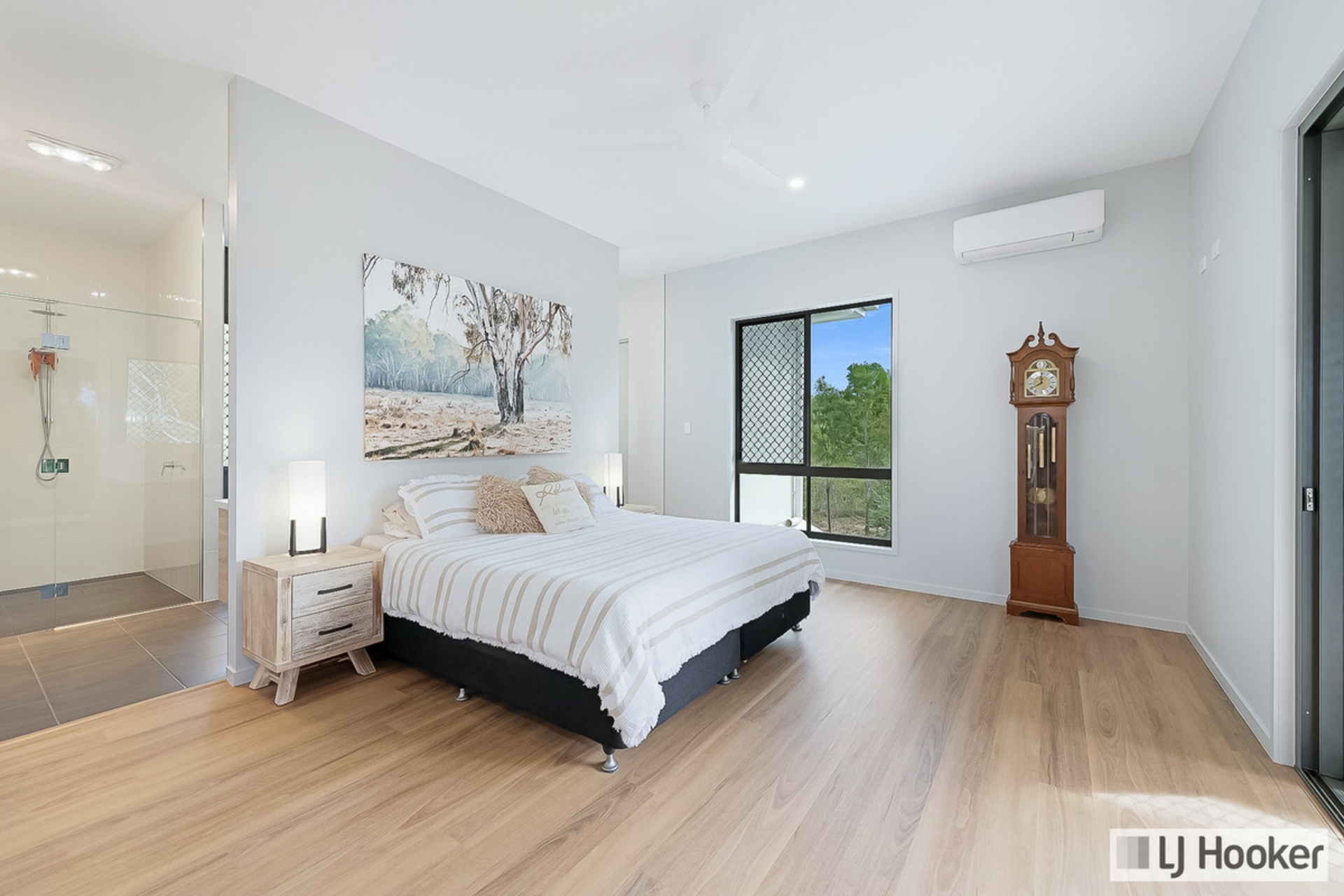18 Sylvan Drive,, MOORE PARK BEACH
