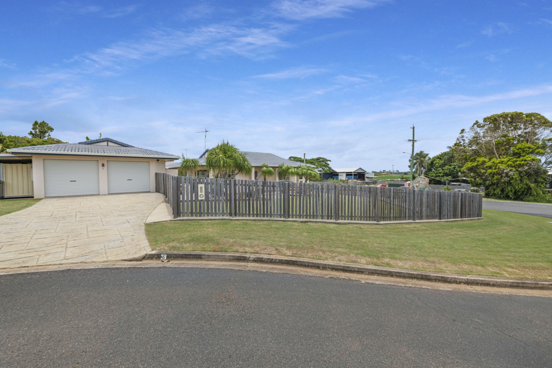 6 Whitehall Court, Avoca