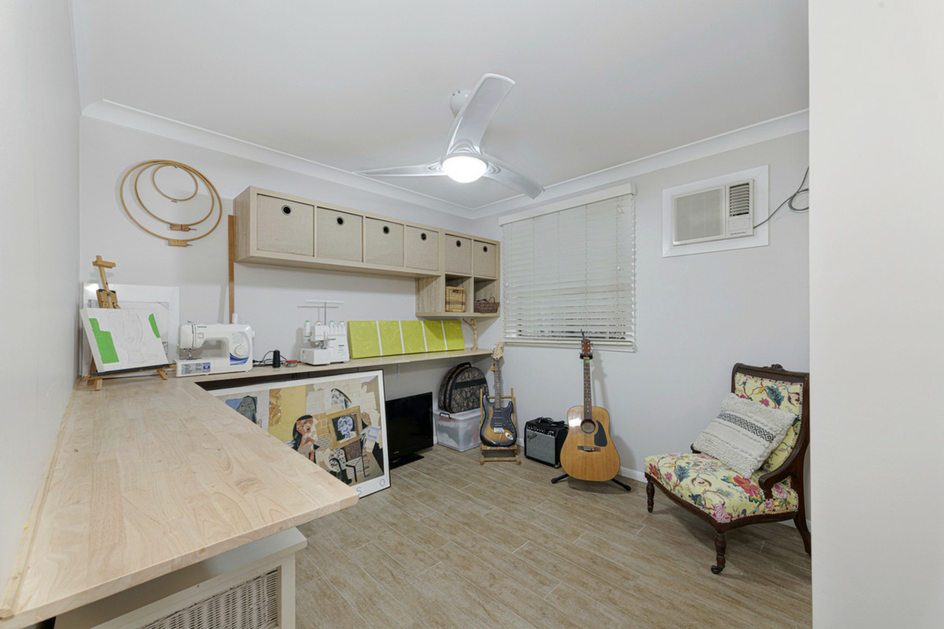 17 Poinciana Court, MOORE PARK BEACH