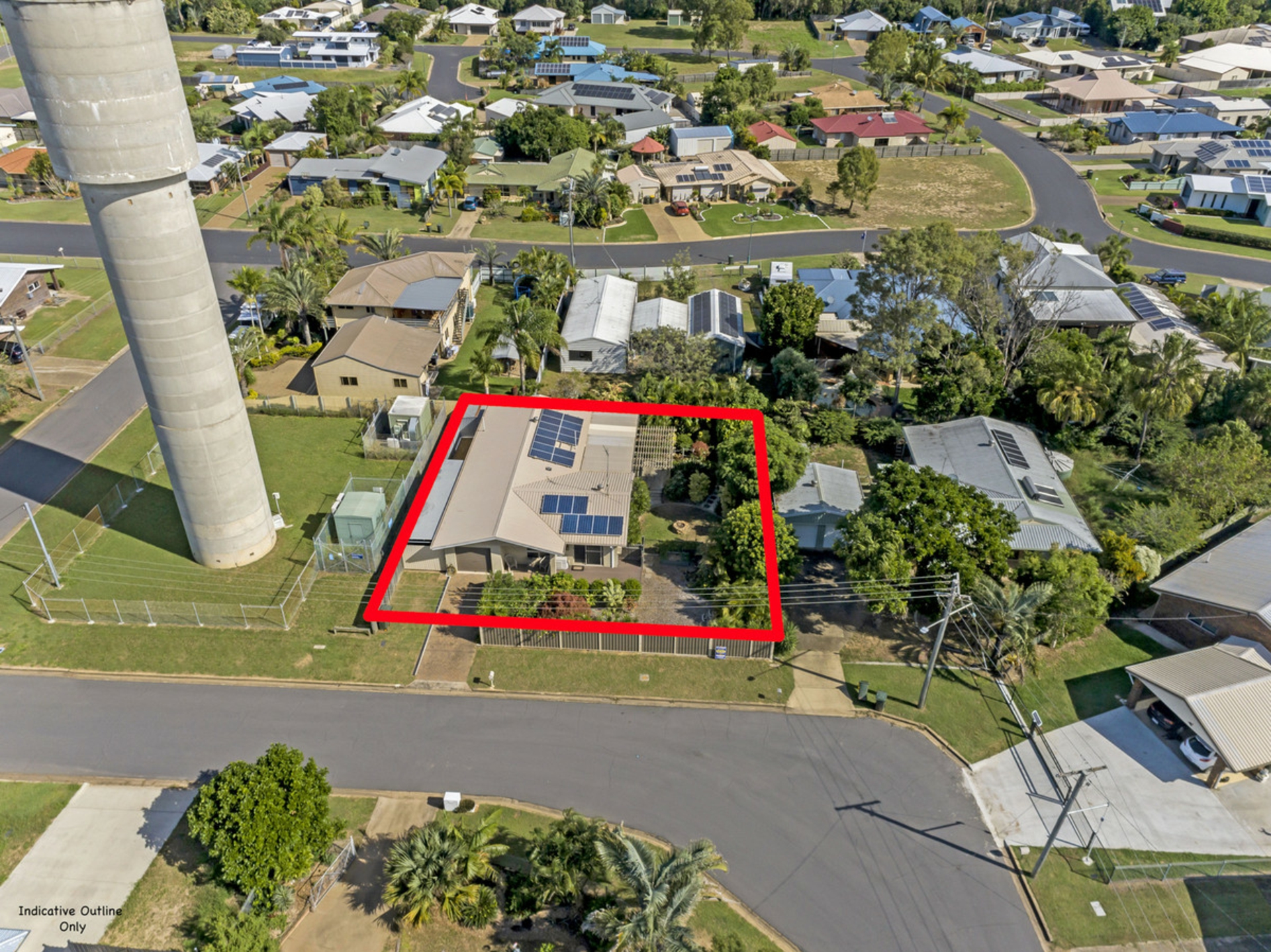 17 Poinciana Court, MOORE PARK BEACH