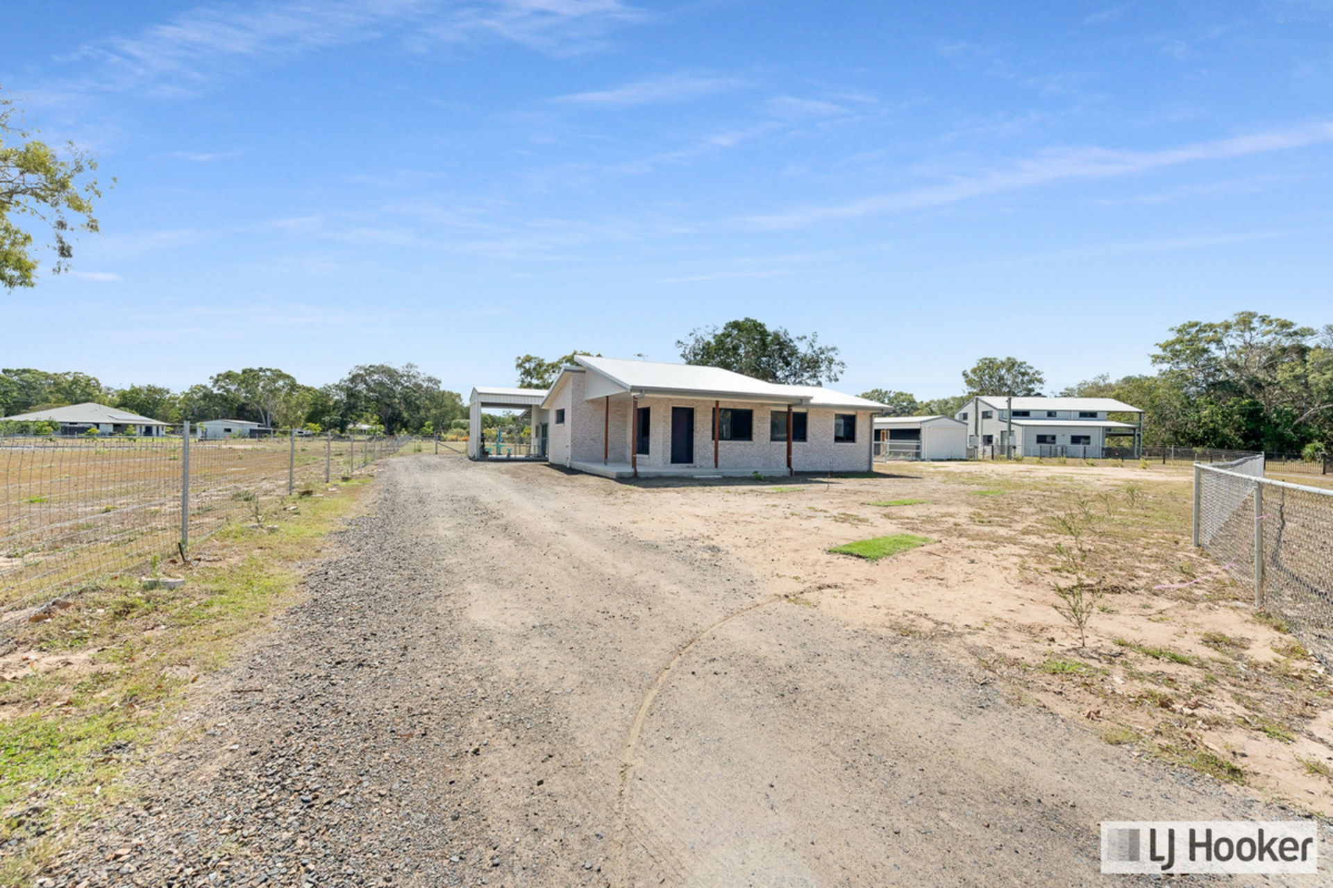 Moore Park Beach, 4670