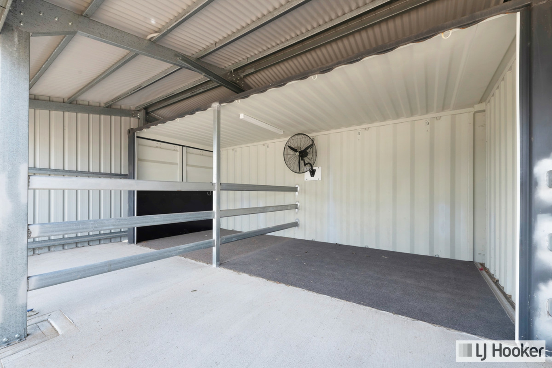 Moore Park Beach, 4670