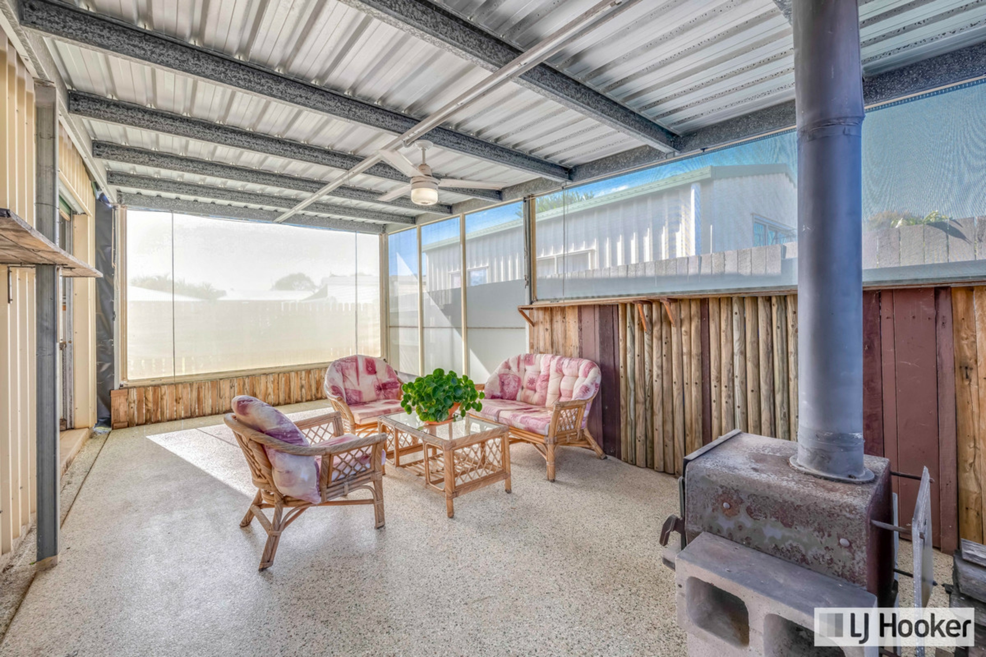 8 Gray Avenue, BUNDABERG SOUTH