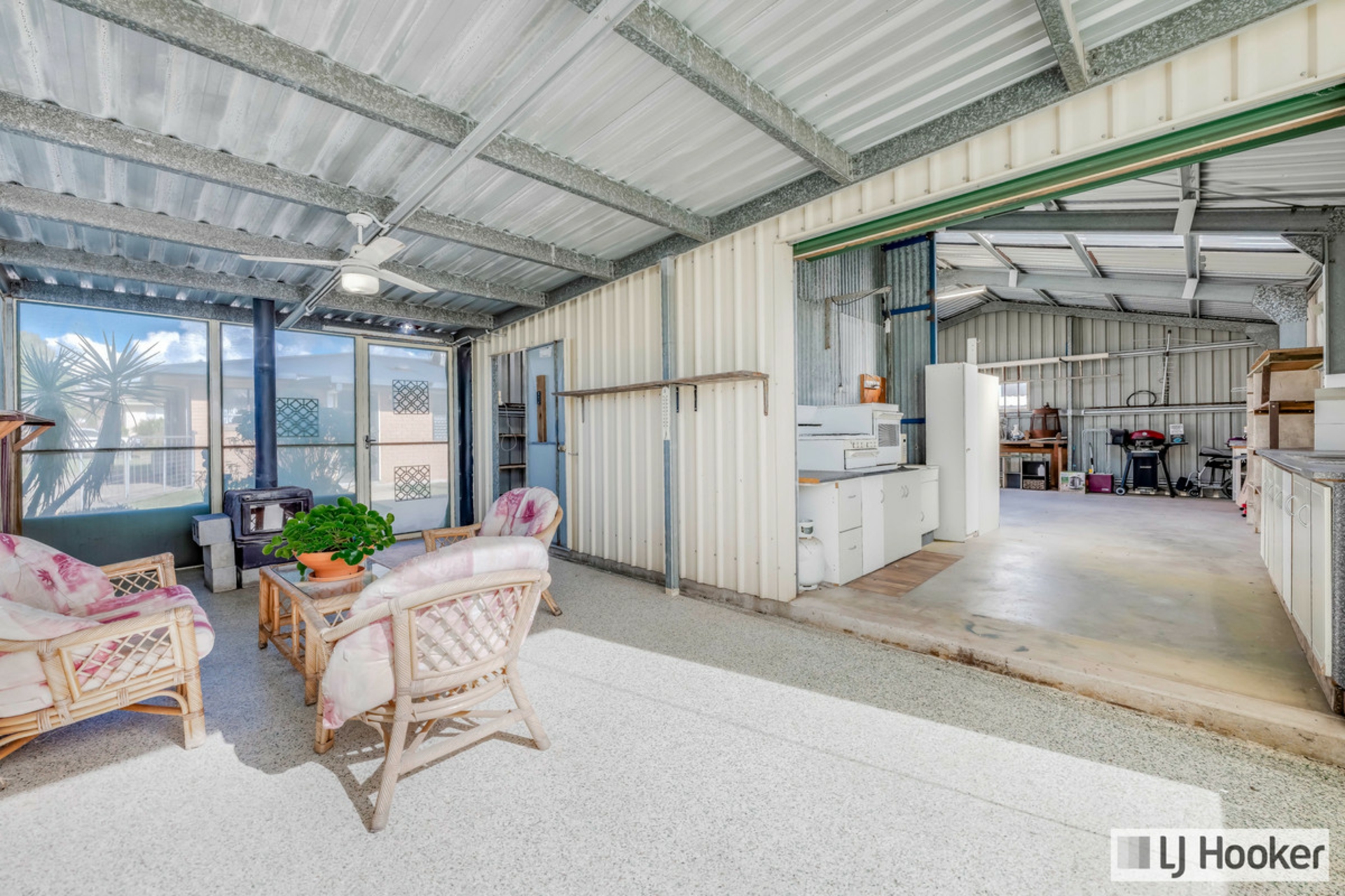 8 Gray Avenue, BUNDABERG SOUTH
