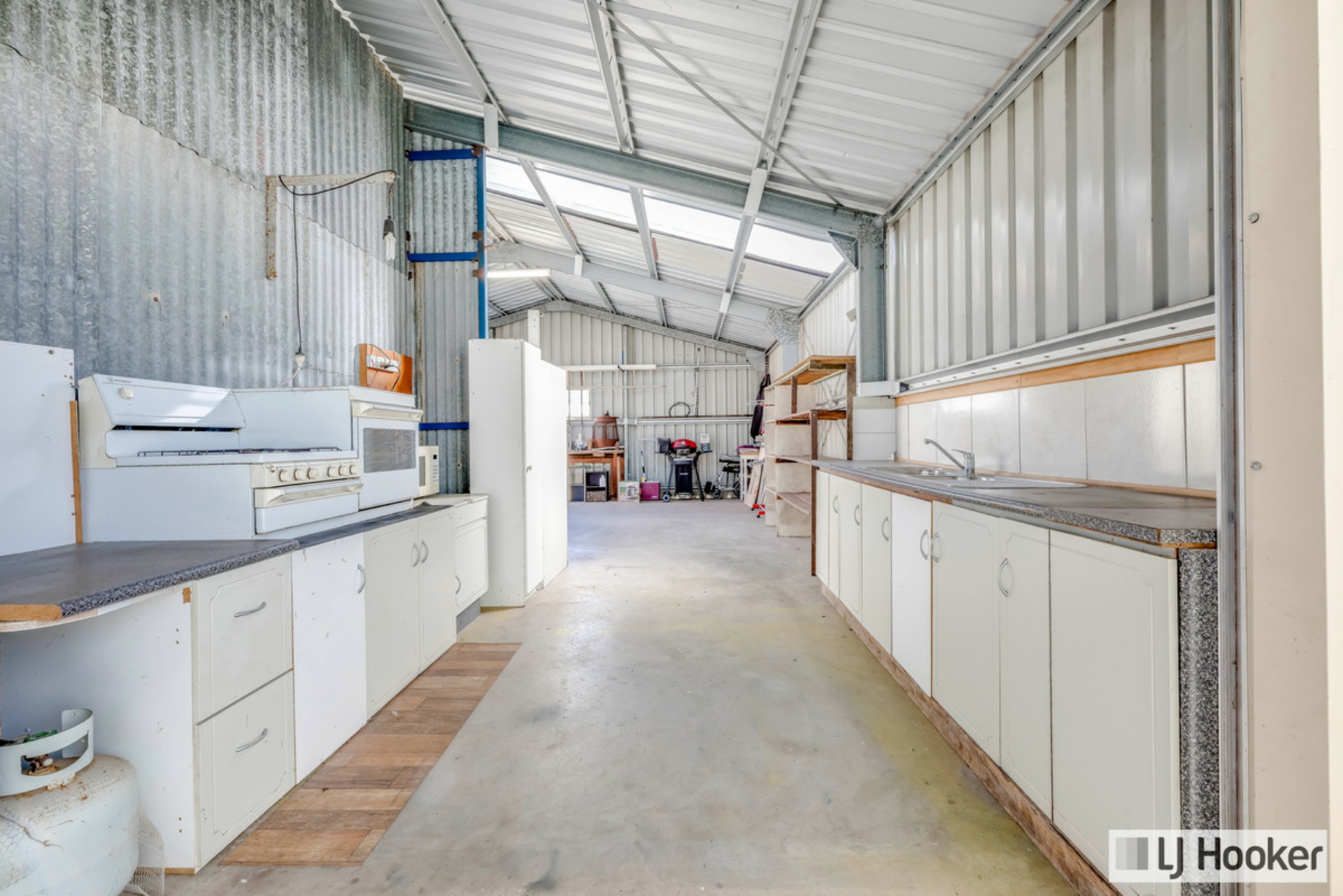 8 Gray Avenue, BUNDABERG SOUTH