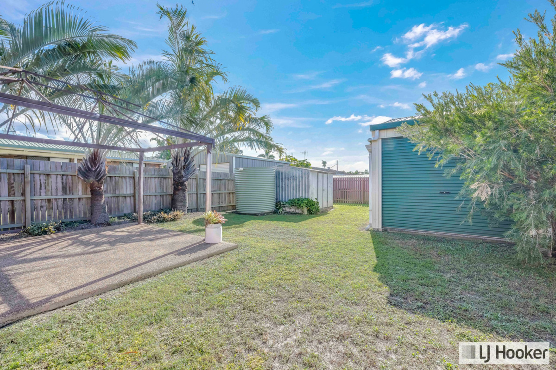 8 Gray Avenue, BUNDABERG SOUTH