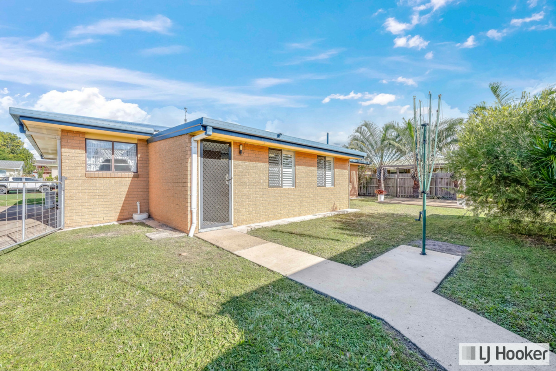 8 Gray Avenue, BUNDABERG SOUTH