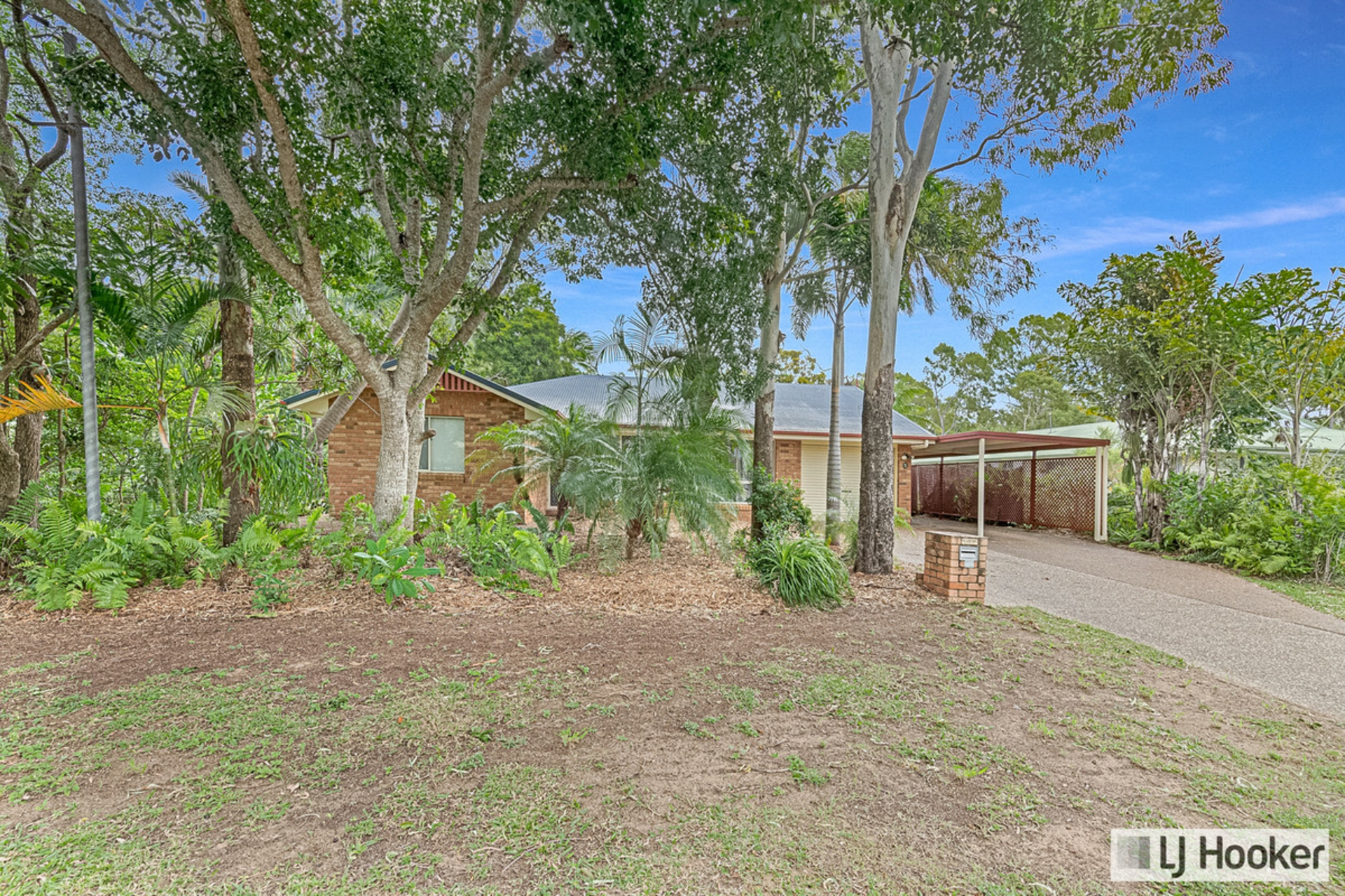 26 Lagoon Drive, MOORE PARK BEACH