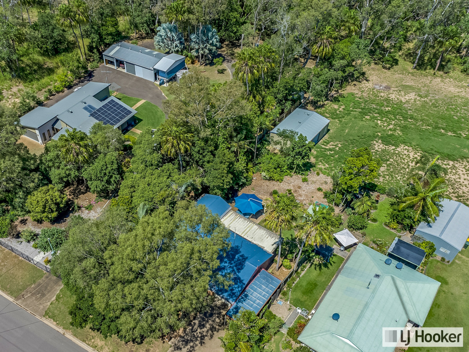 26 Lagoon Drive, MOORE PARK BEACH