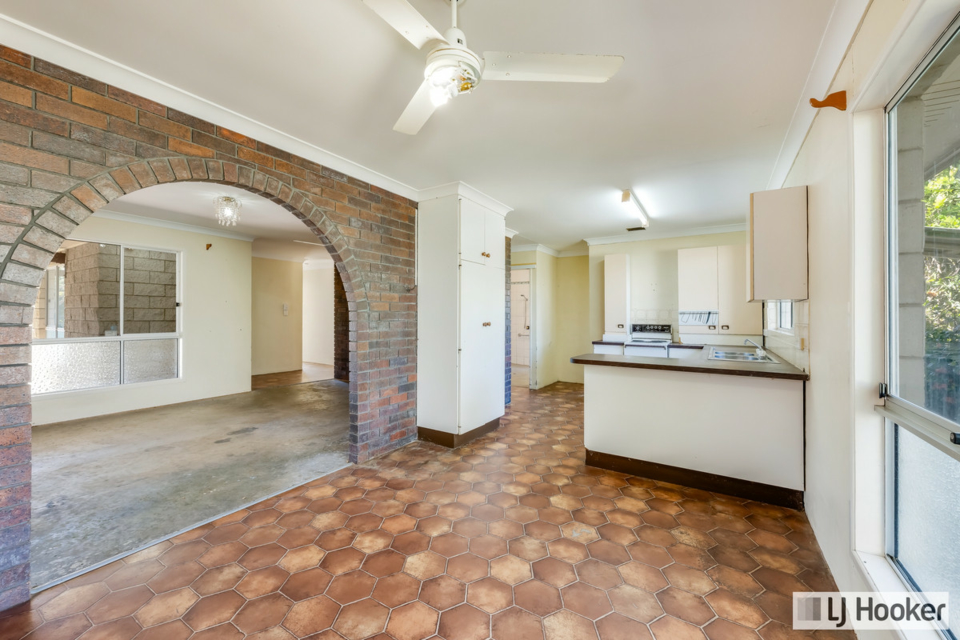 14 McNamara Street, AVENELL HEIGHTS