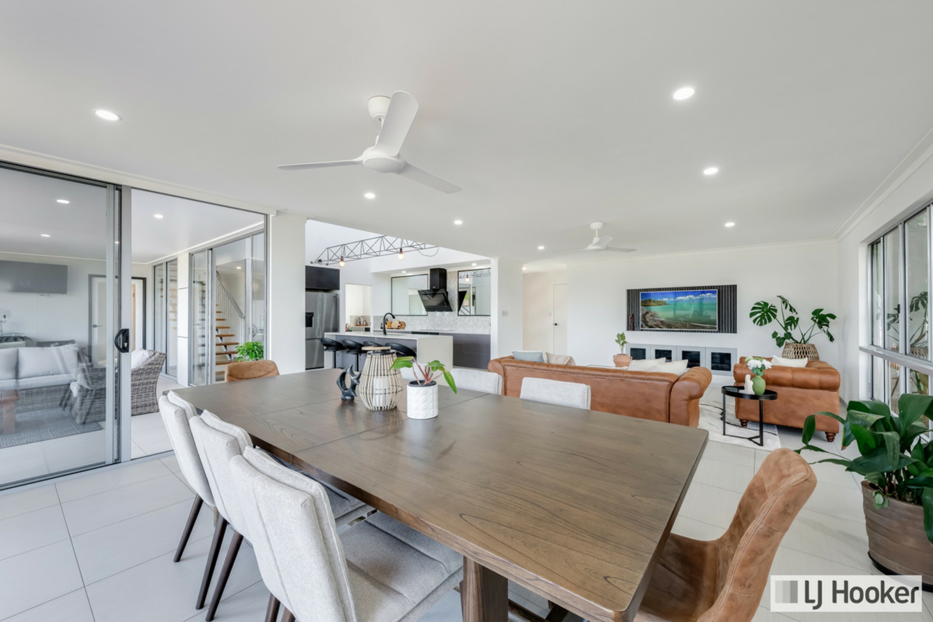 66A Hanbury Street — photo 9 of 30
