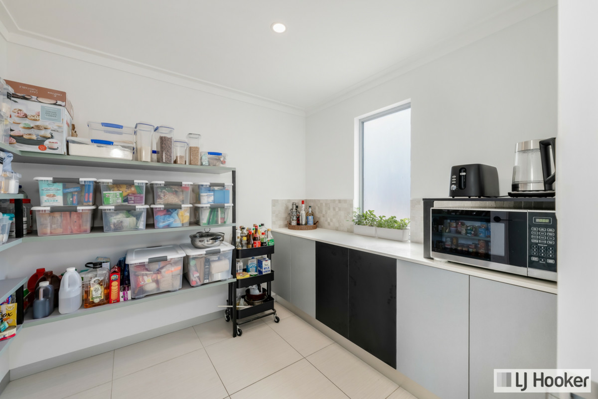 66A Hanbury Street — photo 14 of 30