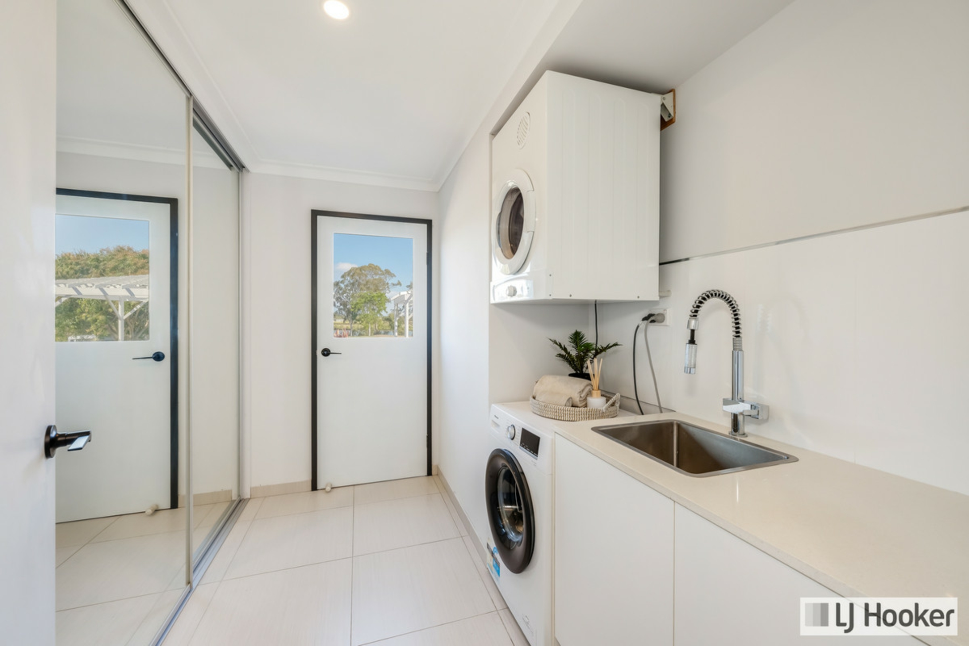 66A Hanbury Street — photo 20 of 30
