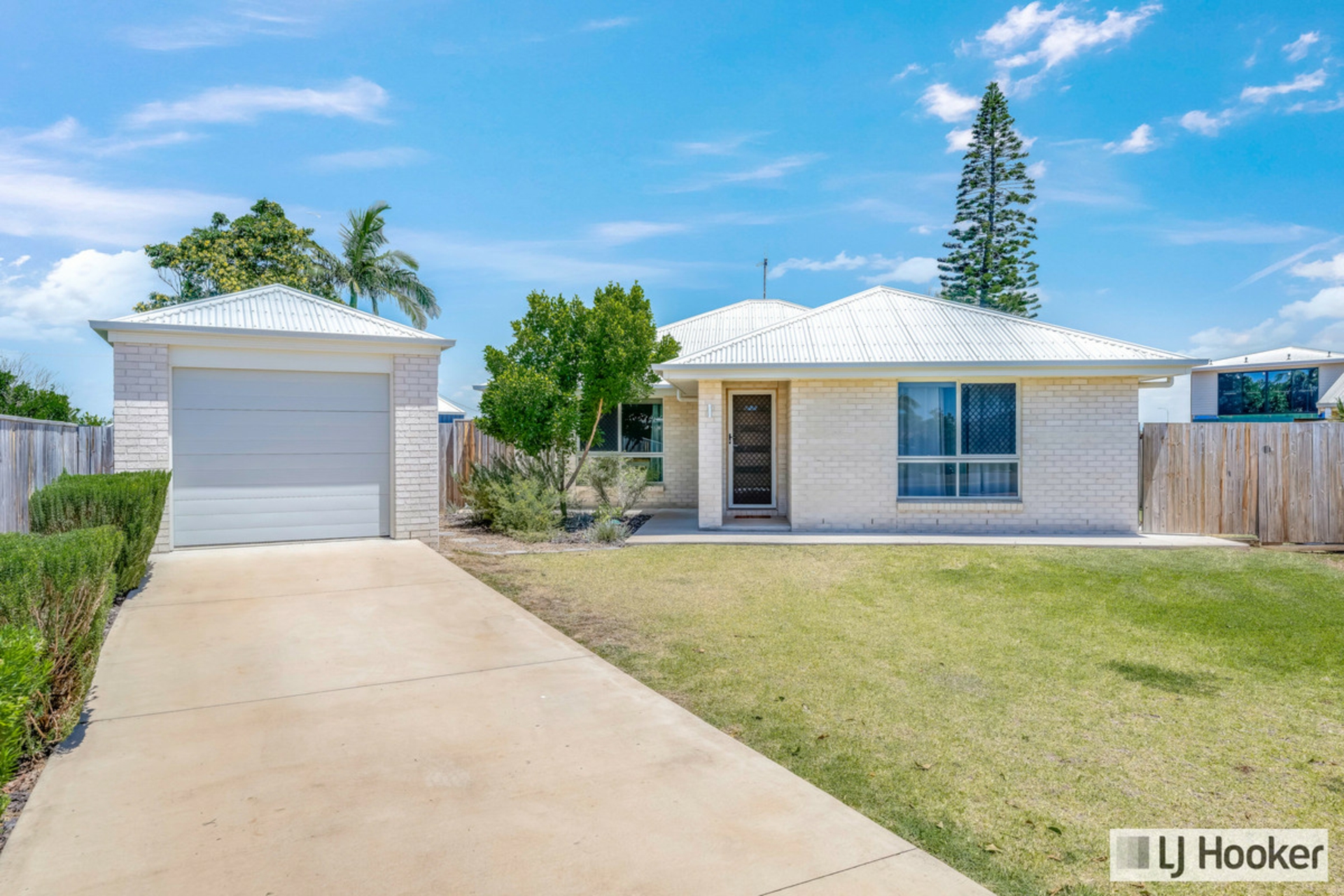 11 Emperor Drive, Elliott Heads