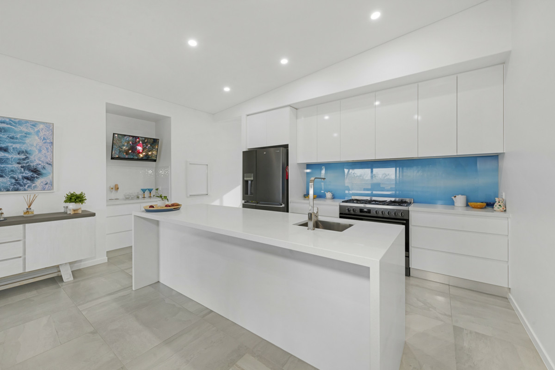 134 Sylvan Drive — photo 9 of 30