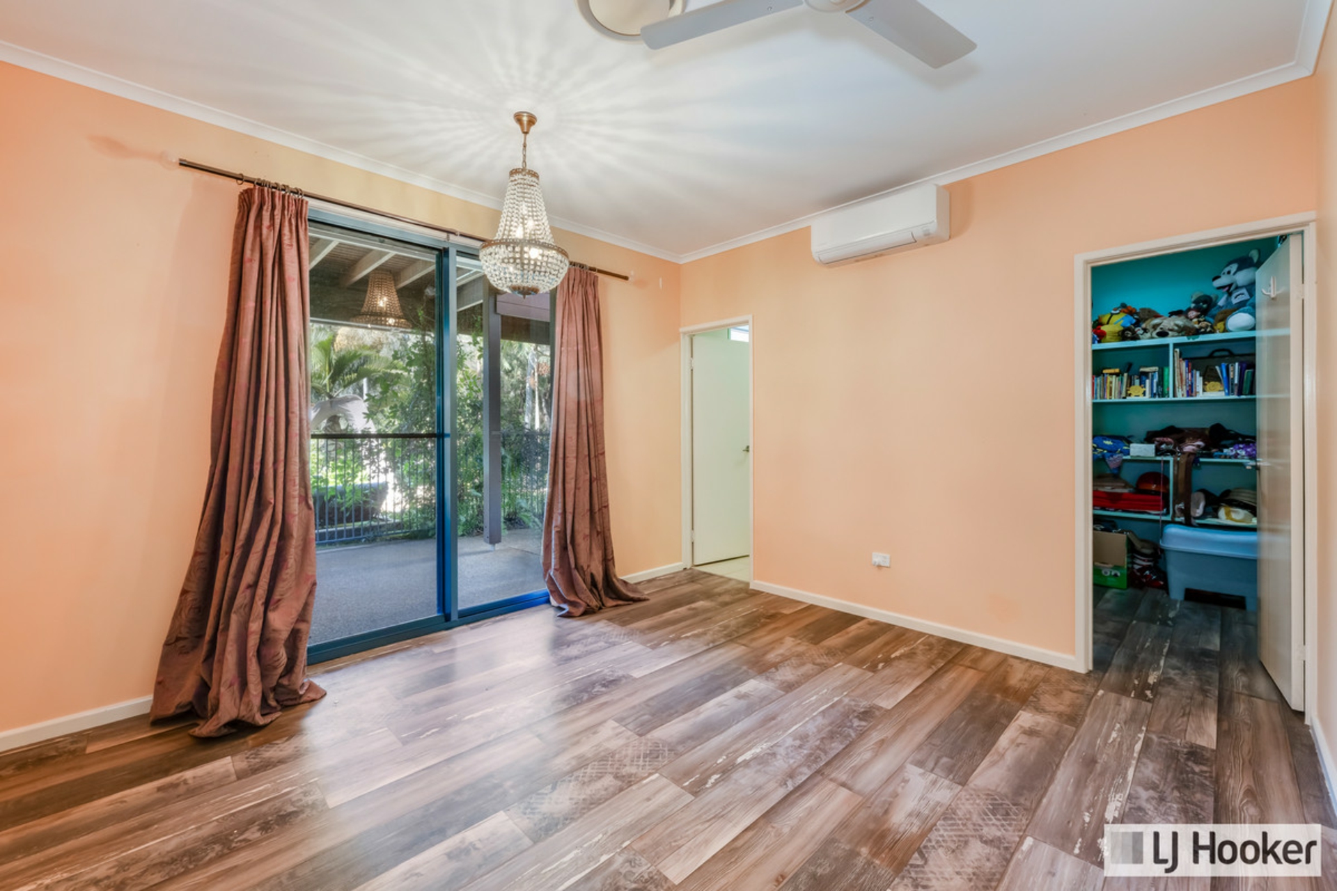 32 Heron Close — photo 21 of 30