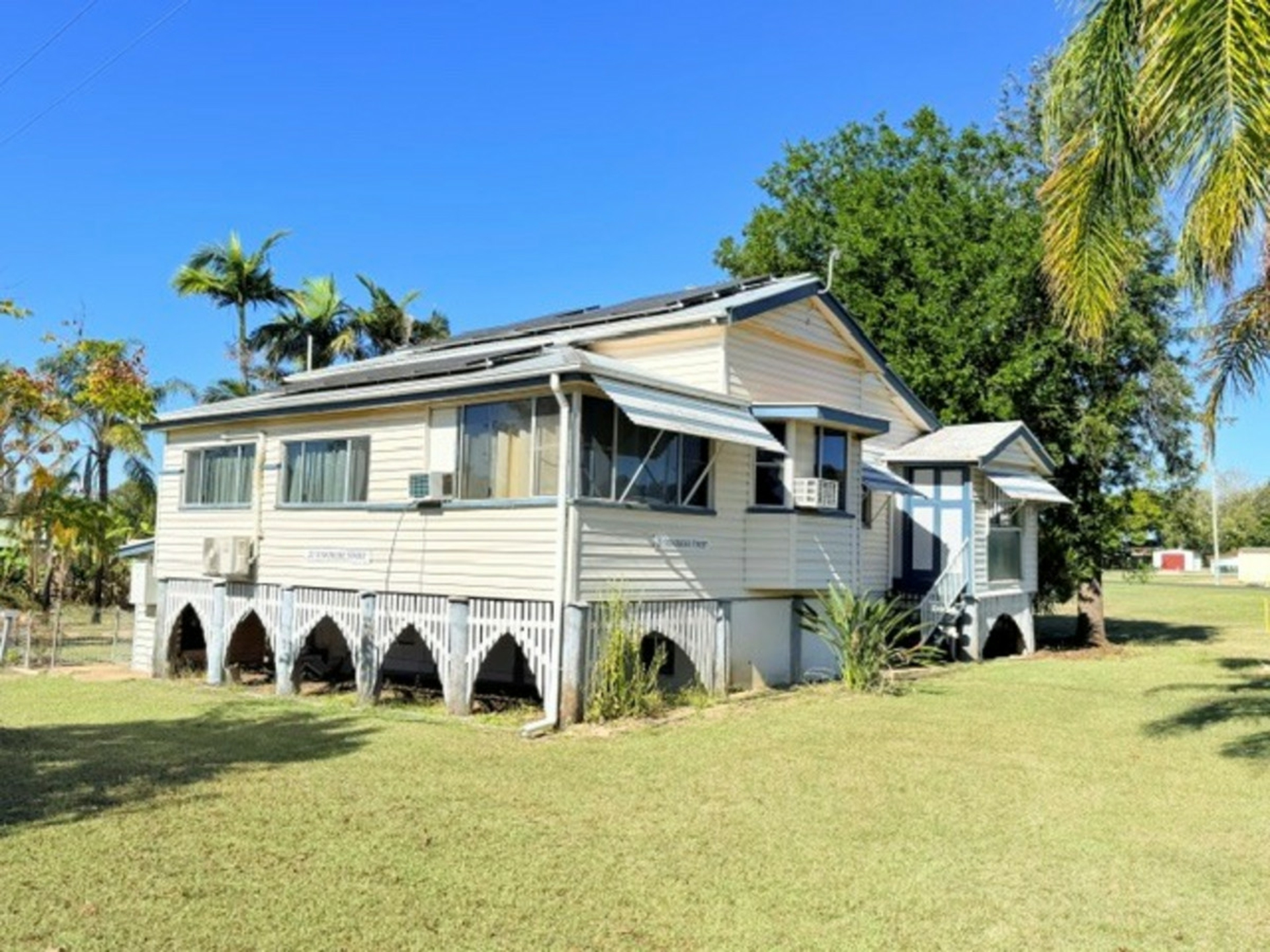 23 Strathdee Street — photo 3 of 22