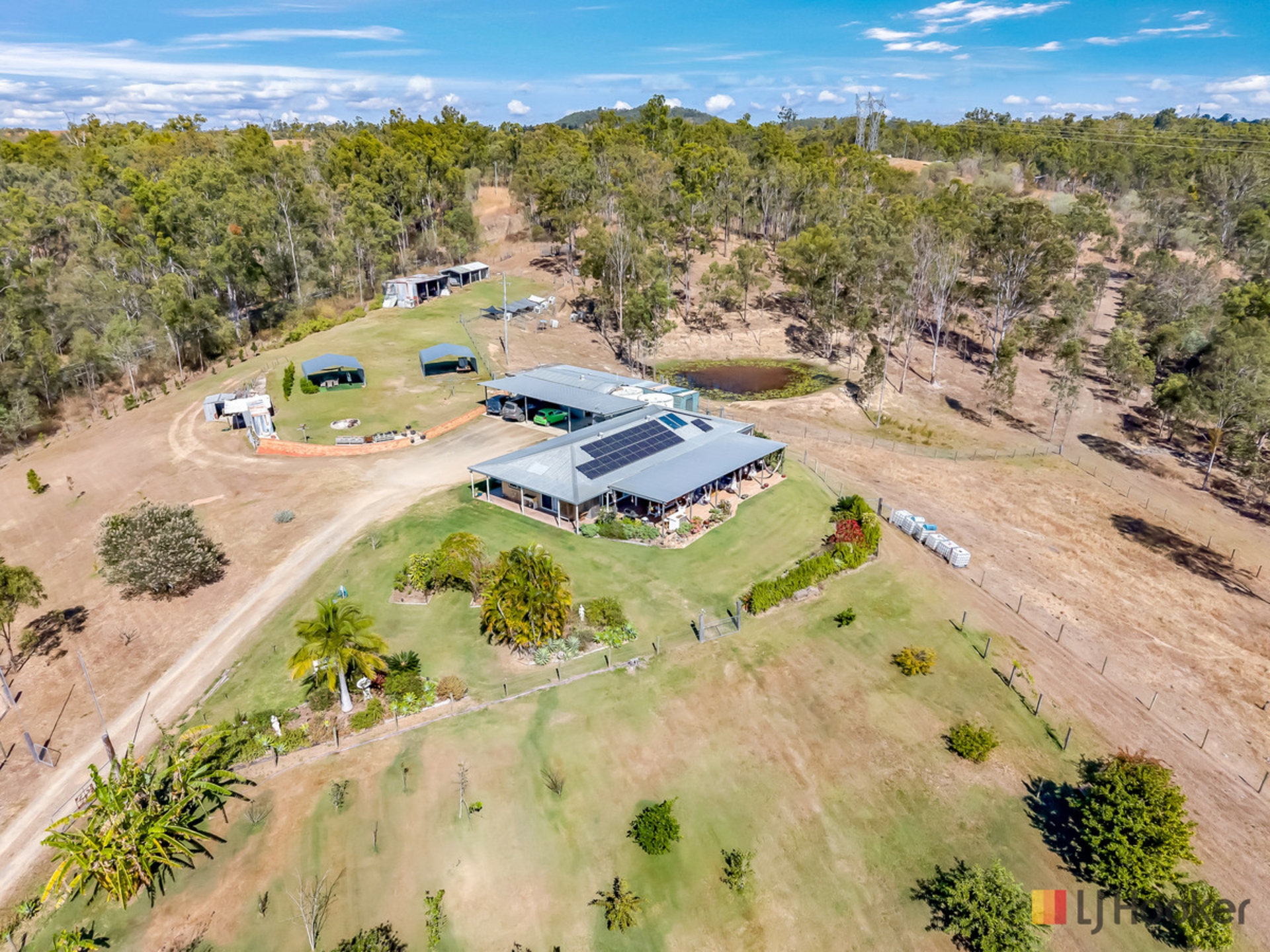 11 Broadmeadows Road — photo 4 of 30
