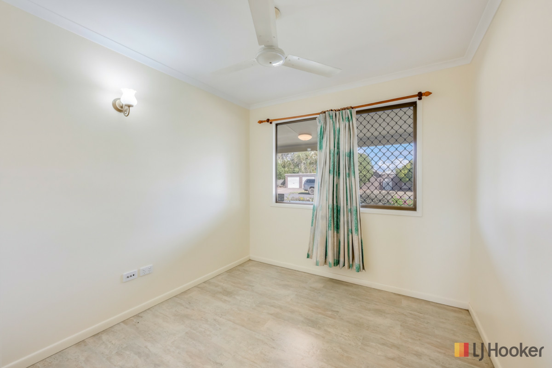 3 Russell Street — photo 8 of 22