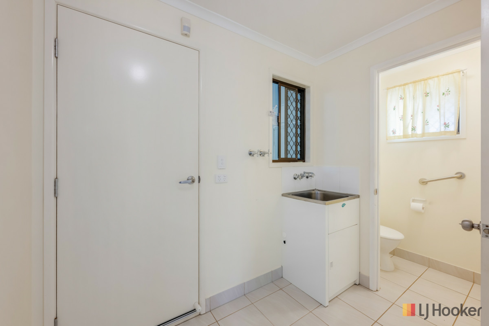 3 Russell Street — photo 10 of 22