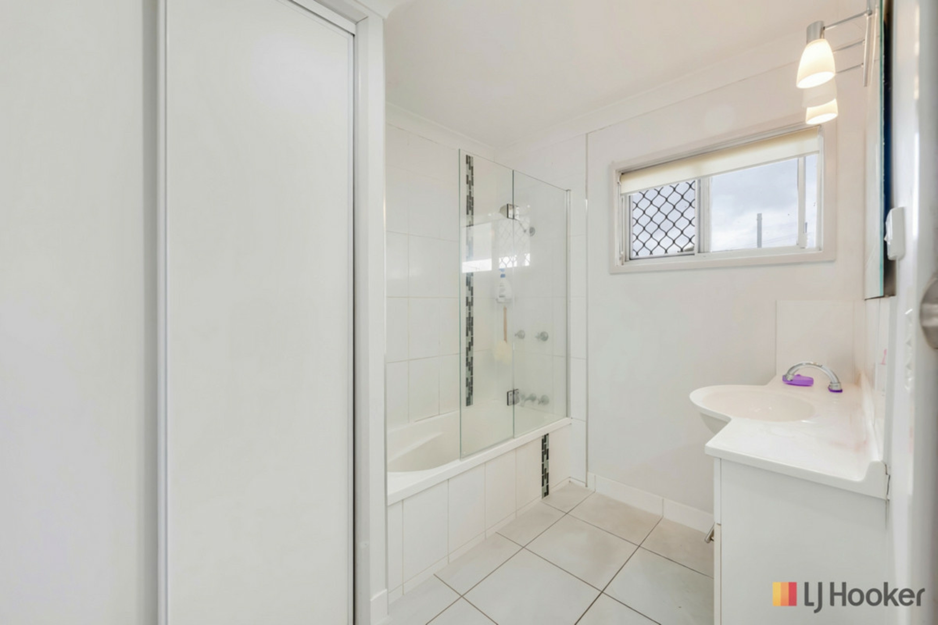44 Loeskow Street — photo 12 of 21