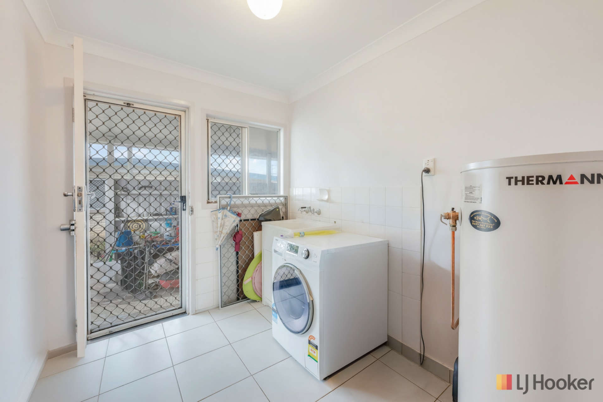 44 Loeskow Street — photo 13 of 21