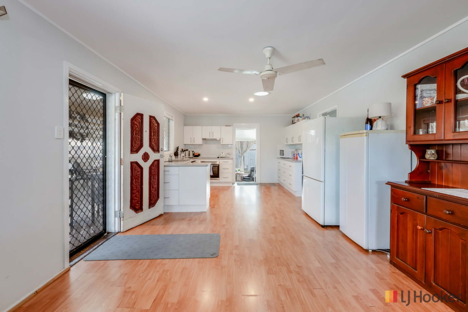 3 Stoutley Street — photo 6 of 24