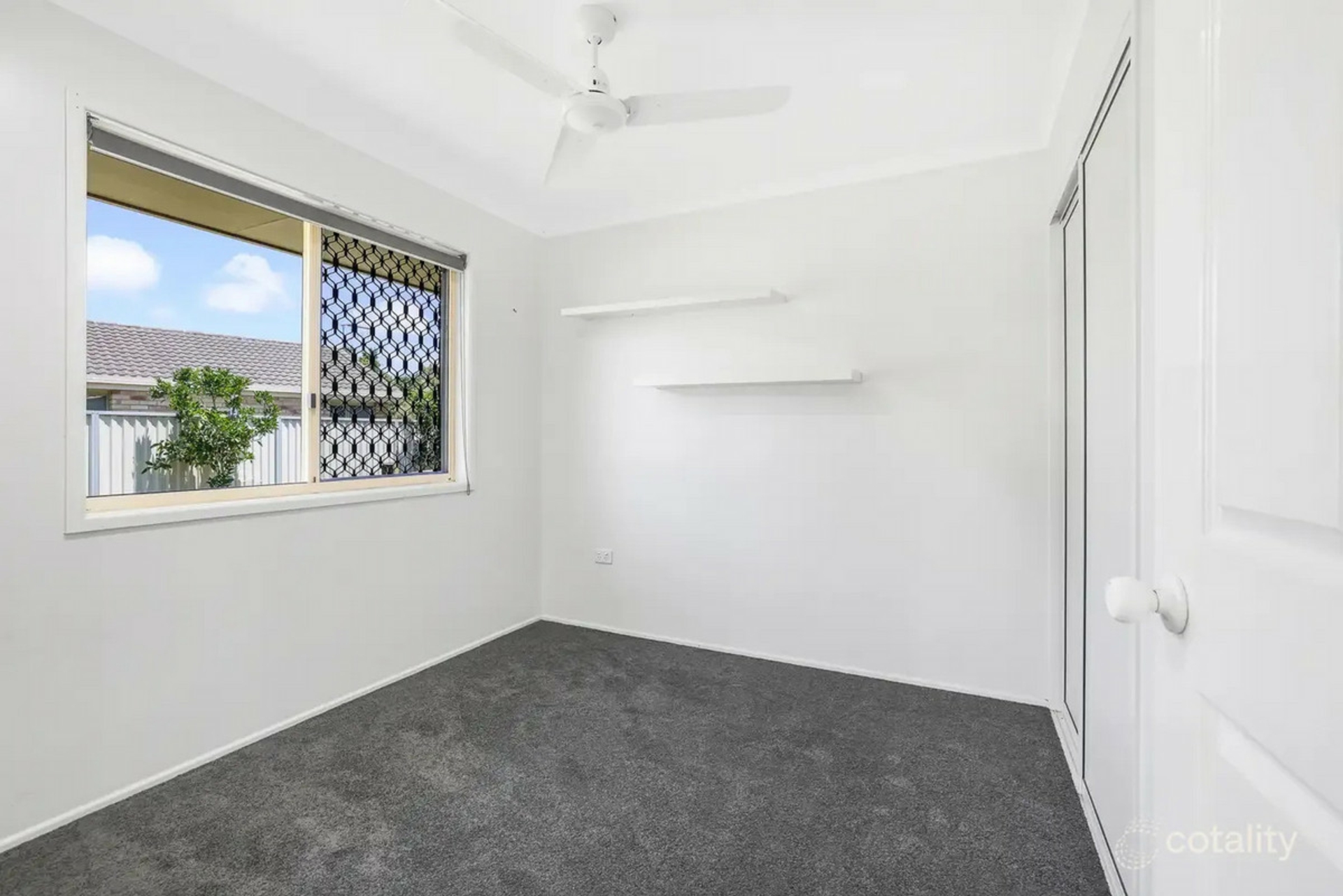 5 Metcalfe Court — photo 9 of 16