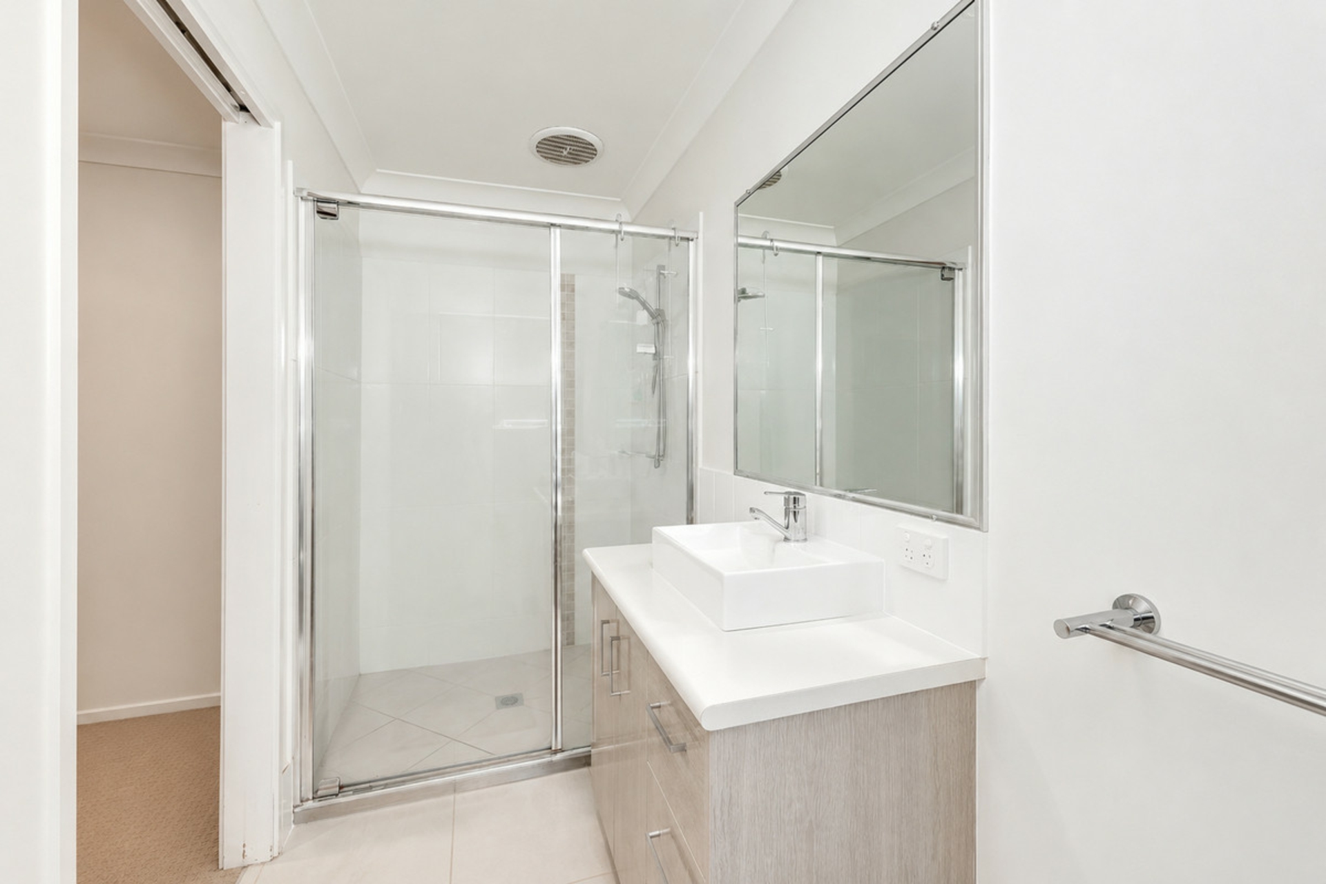 19 Alison Drive — photo 8 of 26