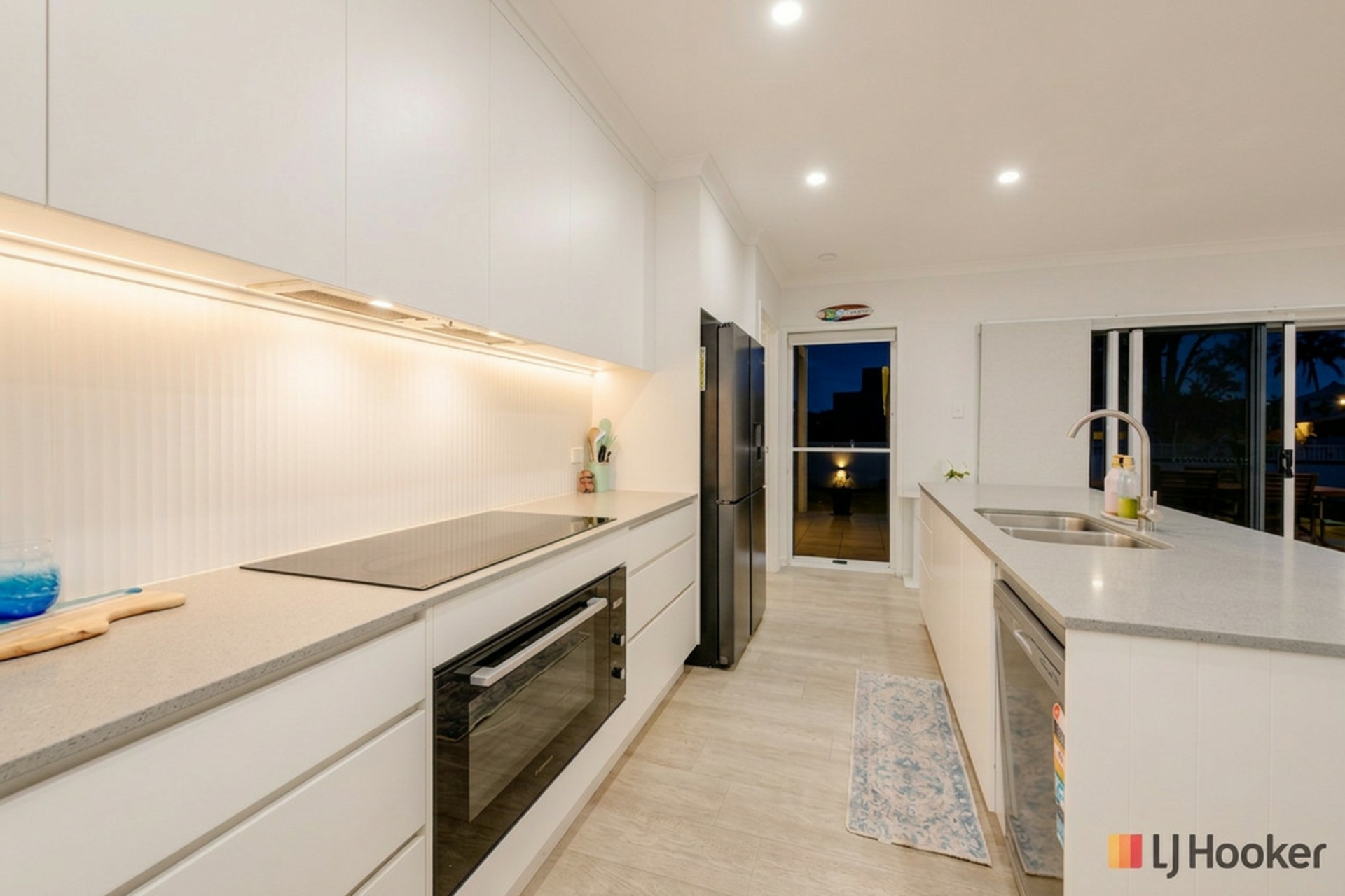 24 Kindt Street — photo 8 of 28