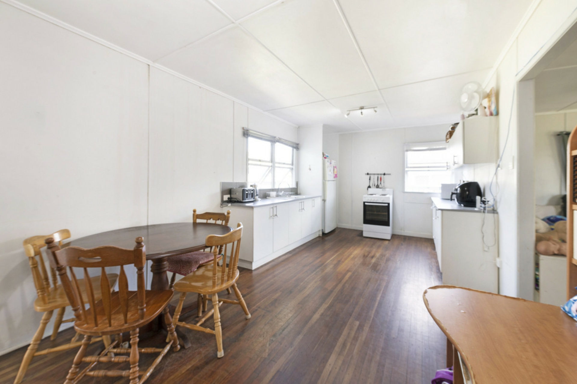 26 Avoca Street — photo 4 of 17