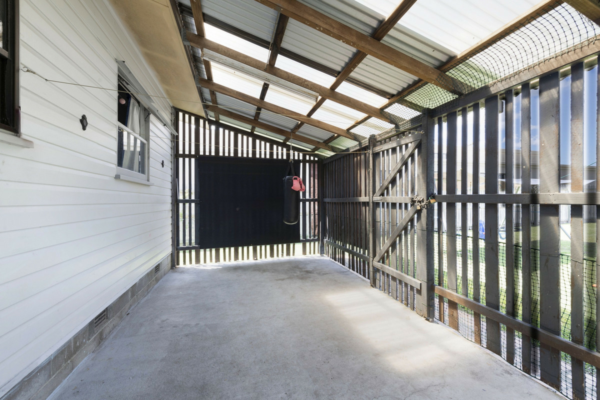 26 Avoca Street — photo 9 of 17
