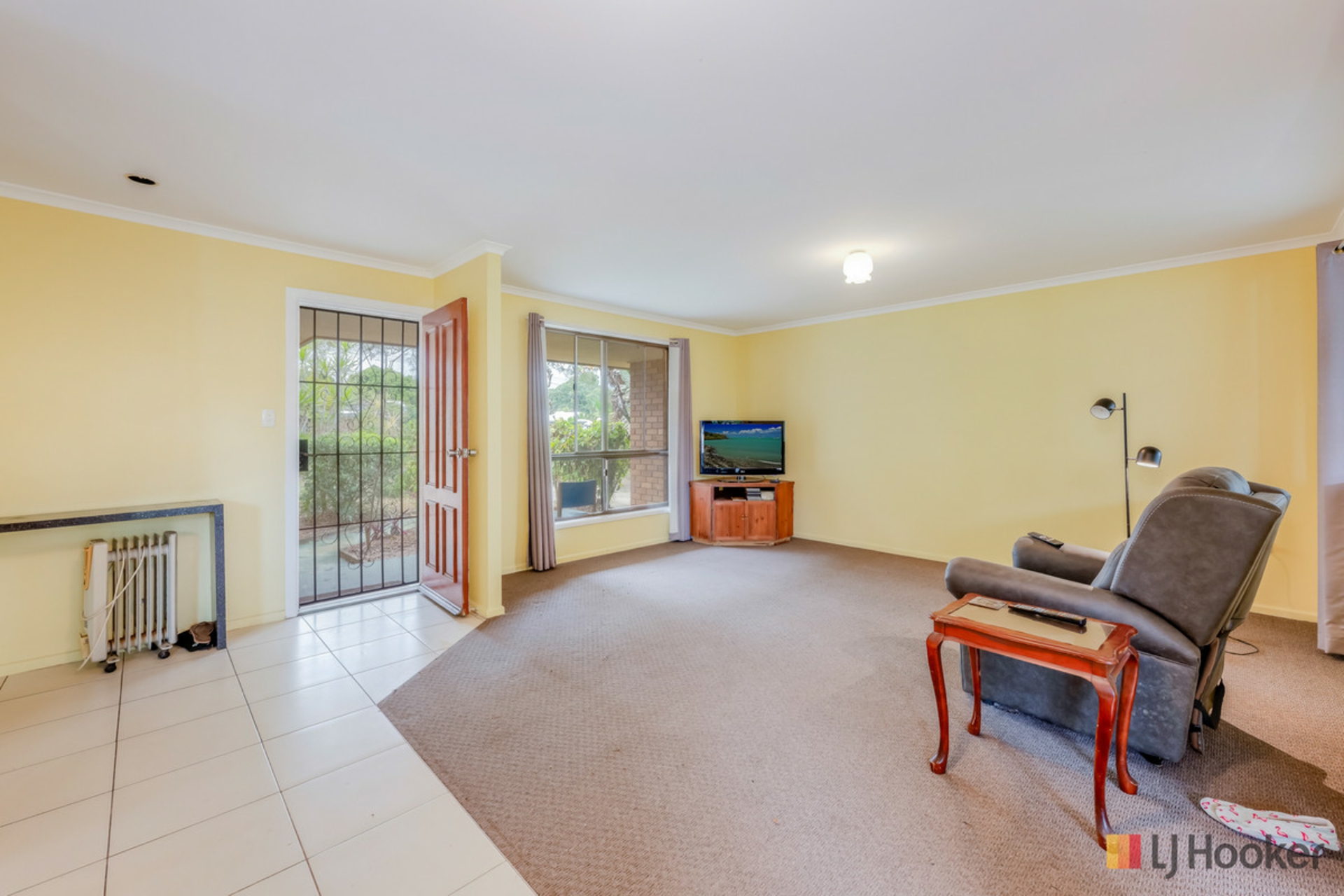 4 Olive Drive — photo 8 of 21