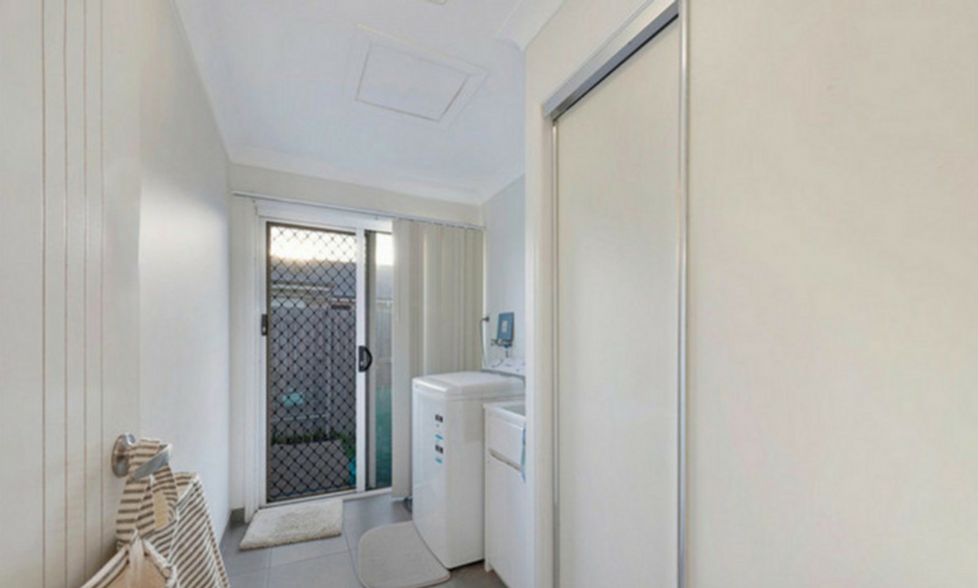 6 Firefly Street — photo 11 of 12
