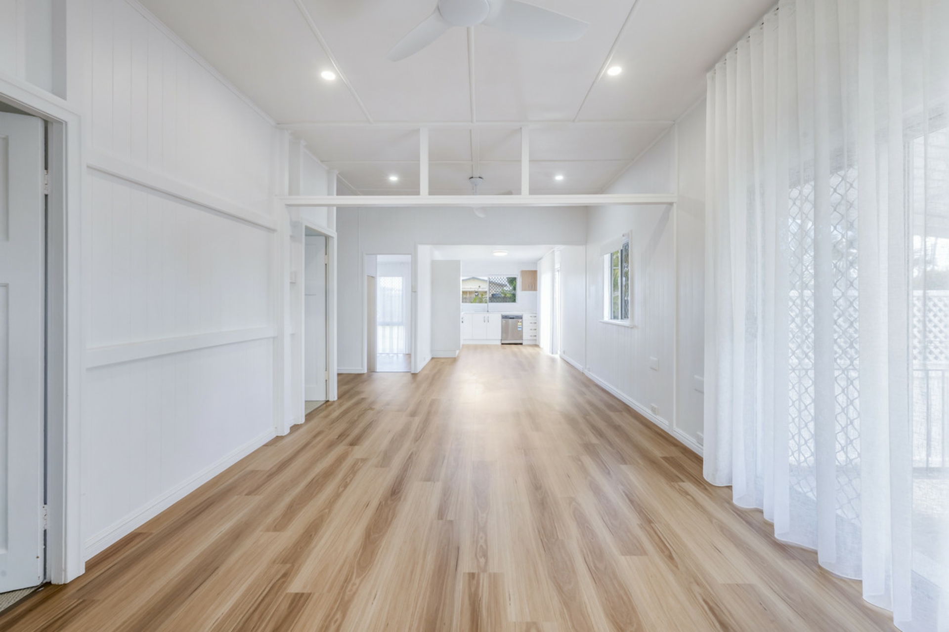 14 Hurst Street — photo 5 of 22