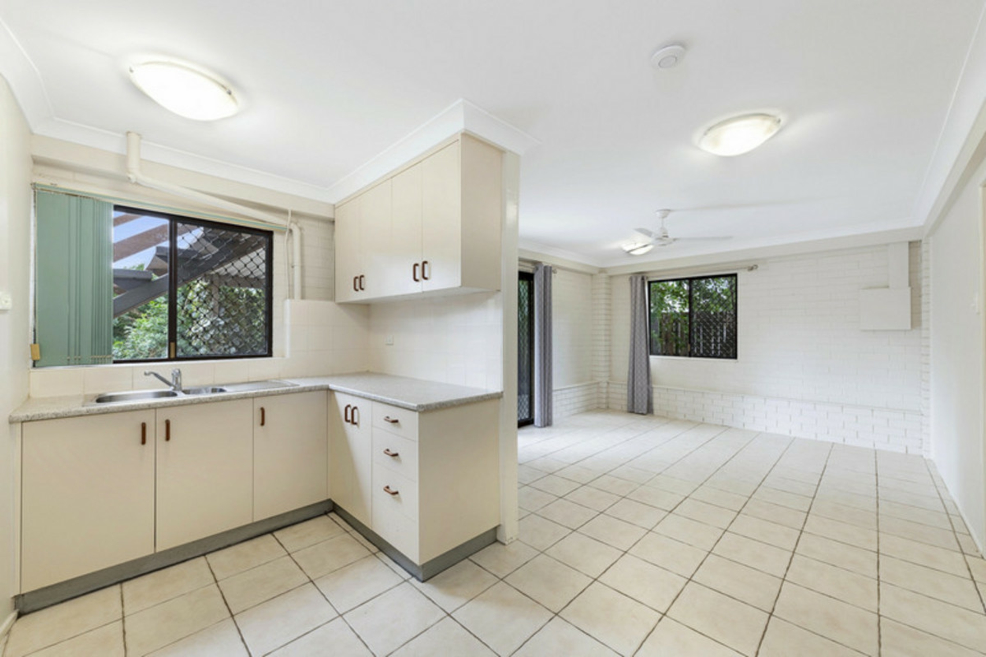 23 Arstall Street — photo 5 of 24