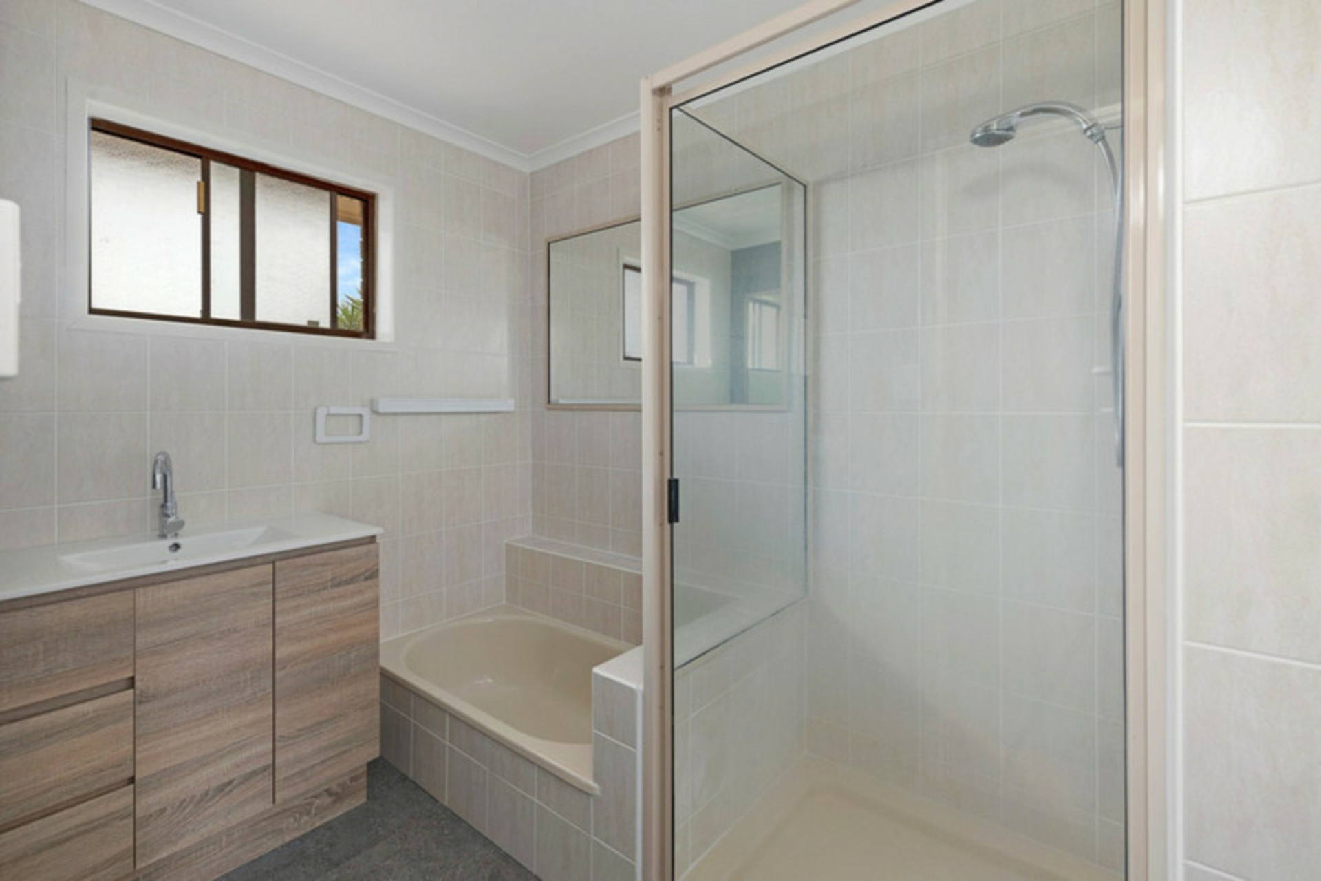 23 Arstall Street — photo 7 of 24