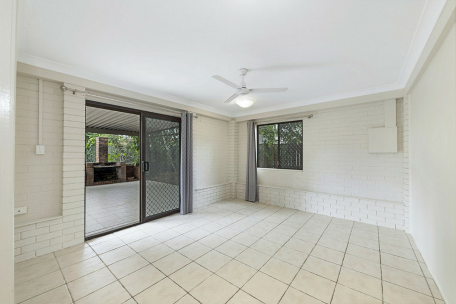 23 Arstall Street — photo 10 of 24