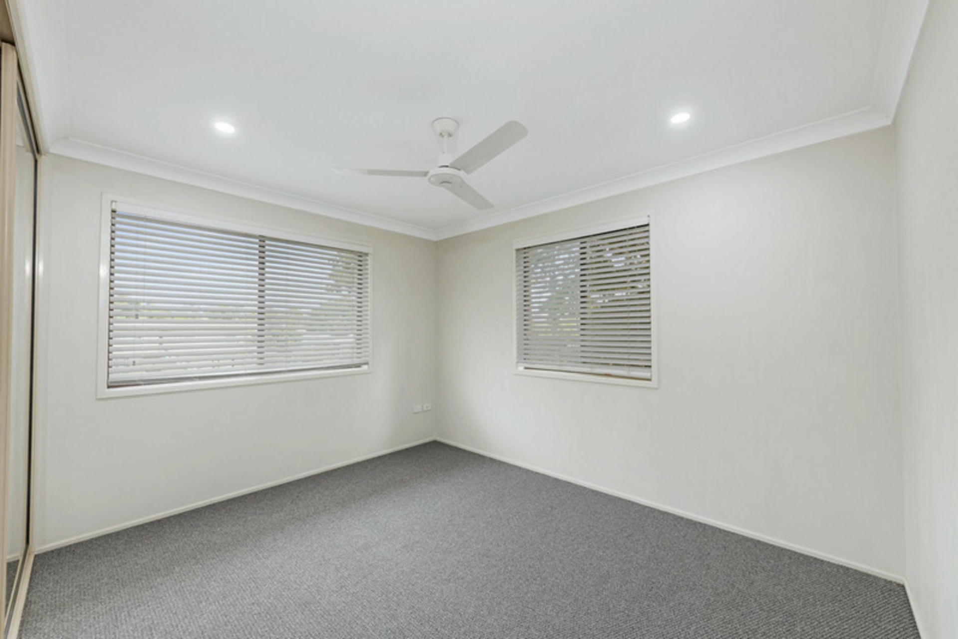 23 Arstall Street — photo 13 of 24