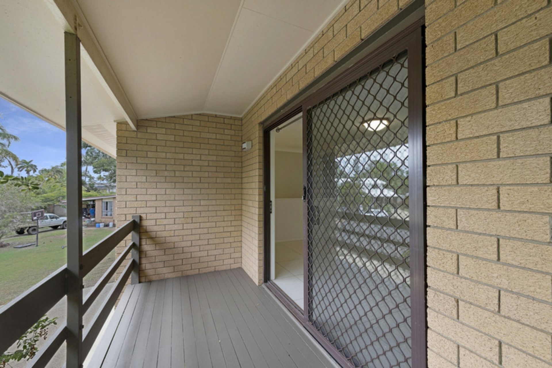 23 Arstall Street — photo 20 of 24