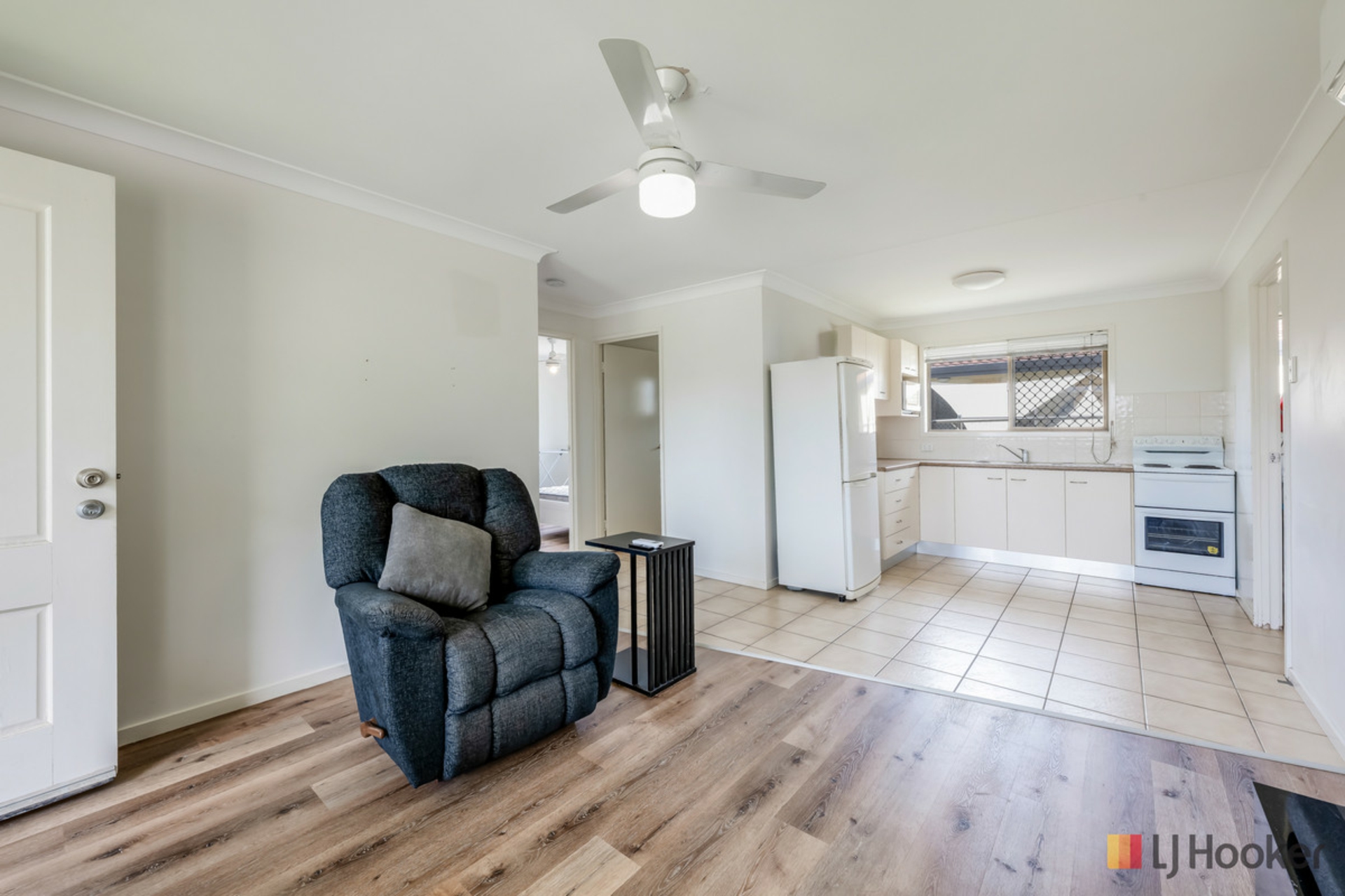 11 Lathouras Court — photo 6 of 24