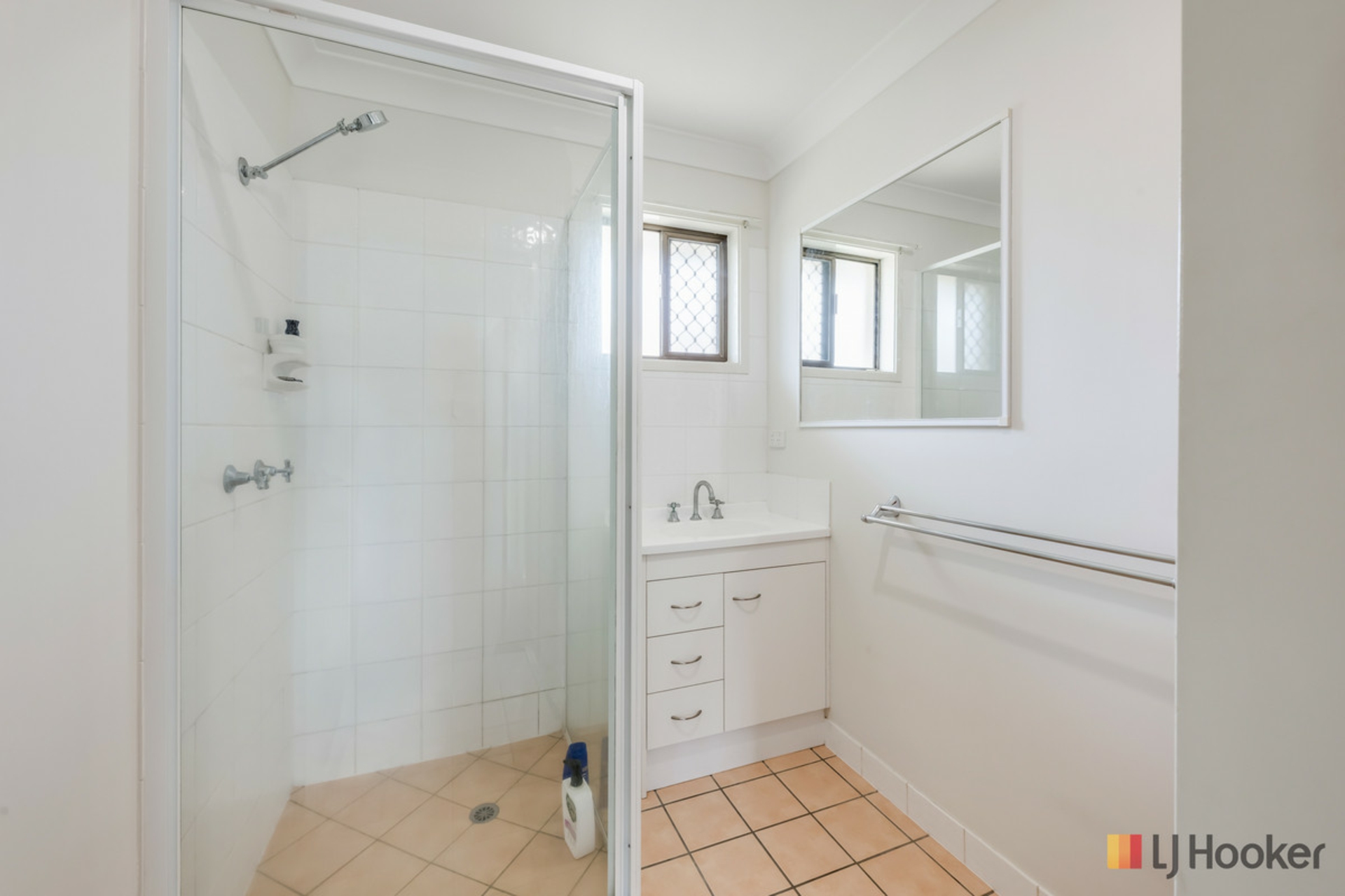 11 Lathouras Court — photo 11 of 24