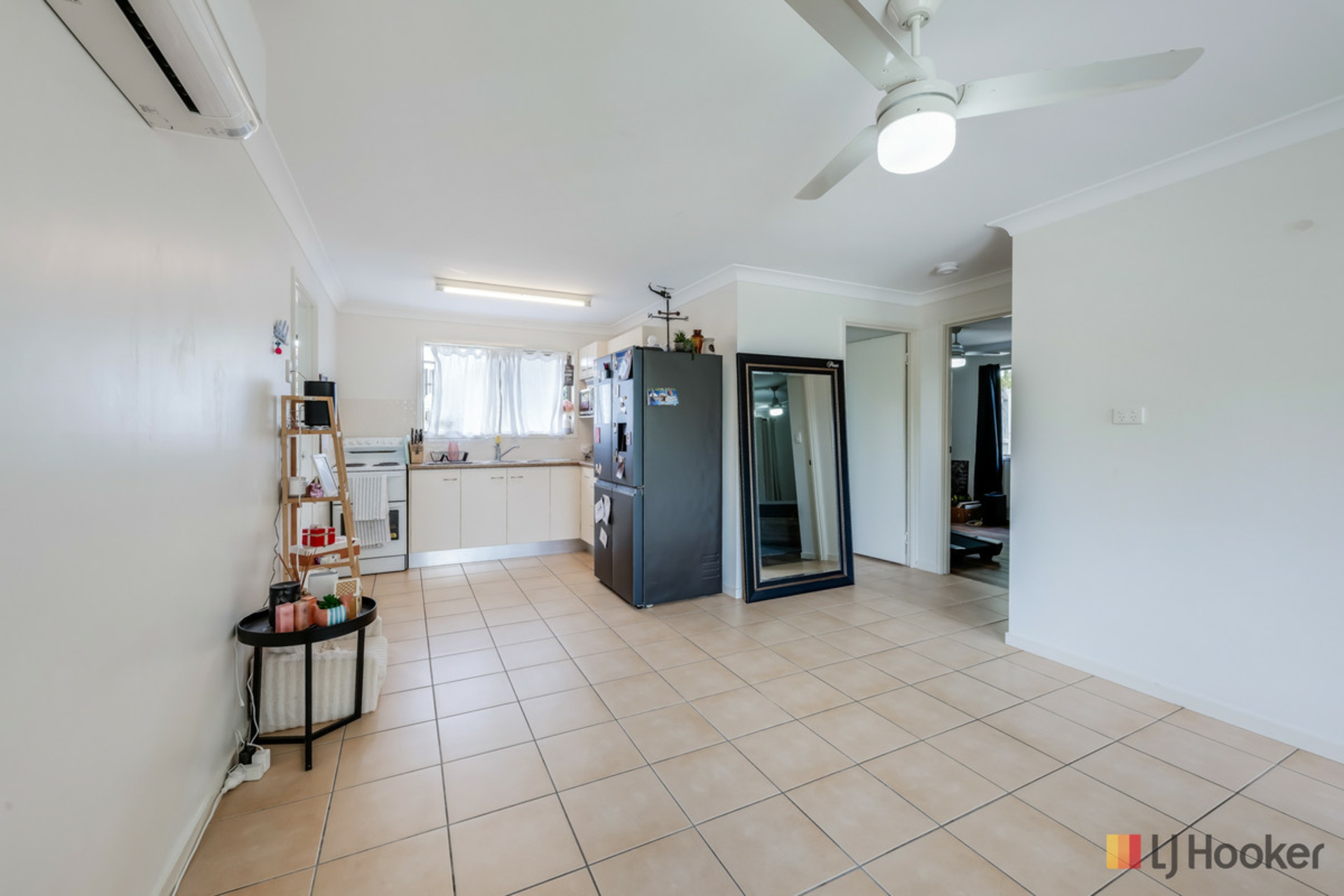 11 Lathouras Court — photo 14 of 24