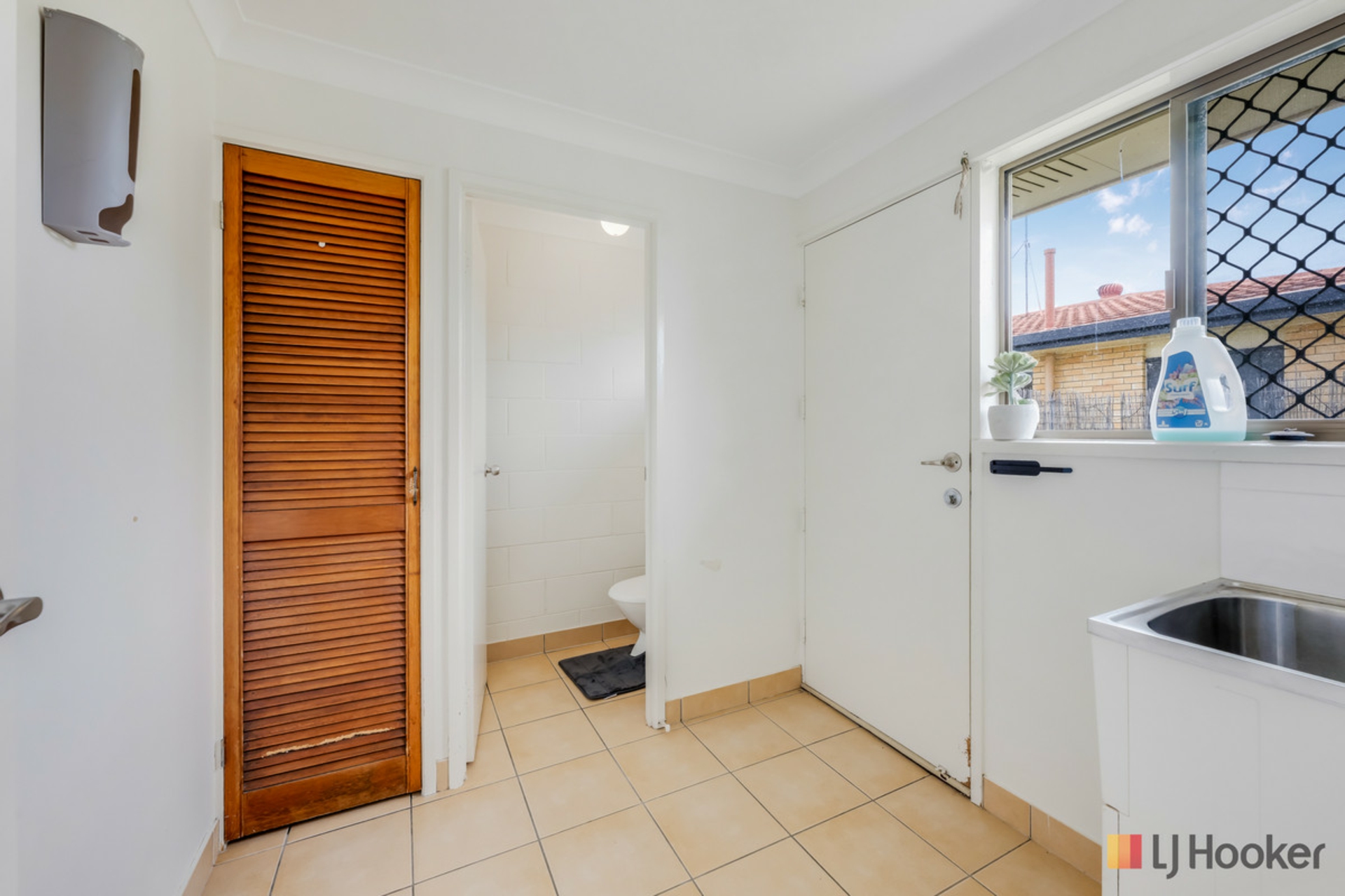 11 Lathouras Court — photo 18 of 24