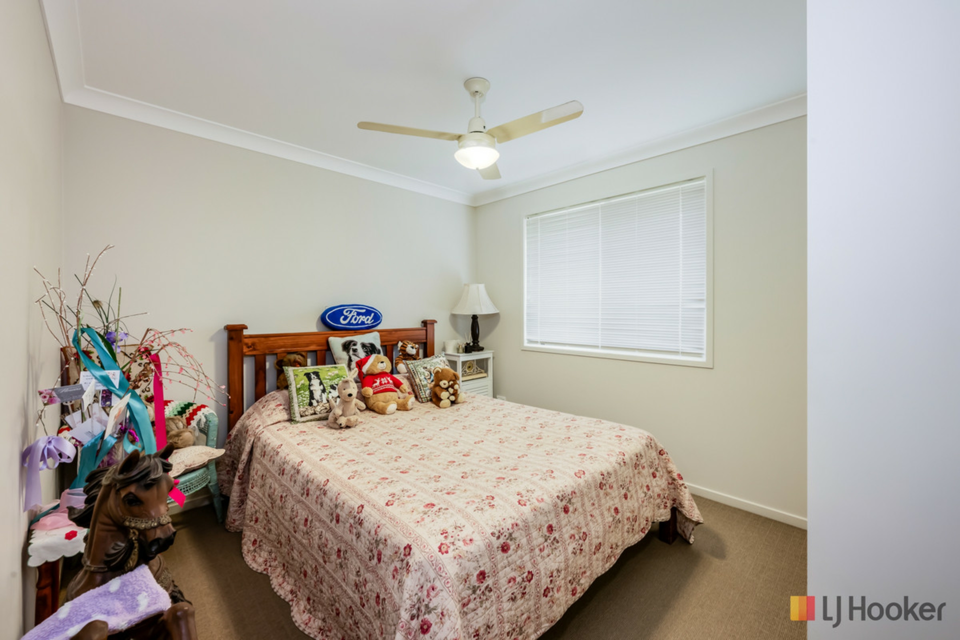 11 Firefly Street — photo 12 of 25