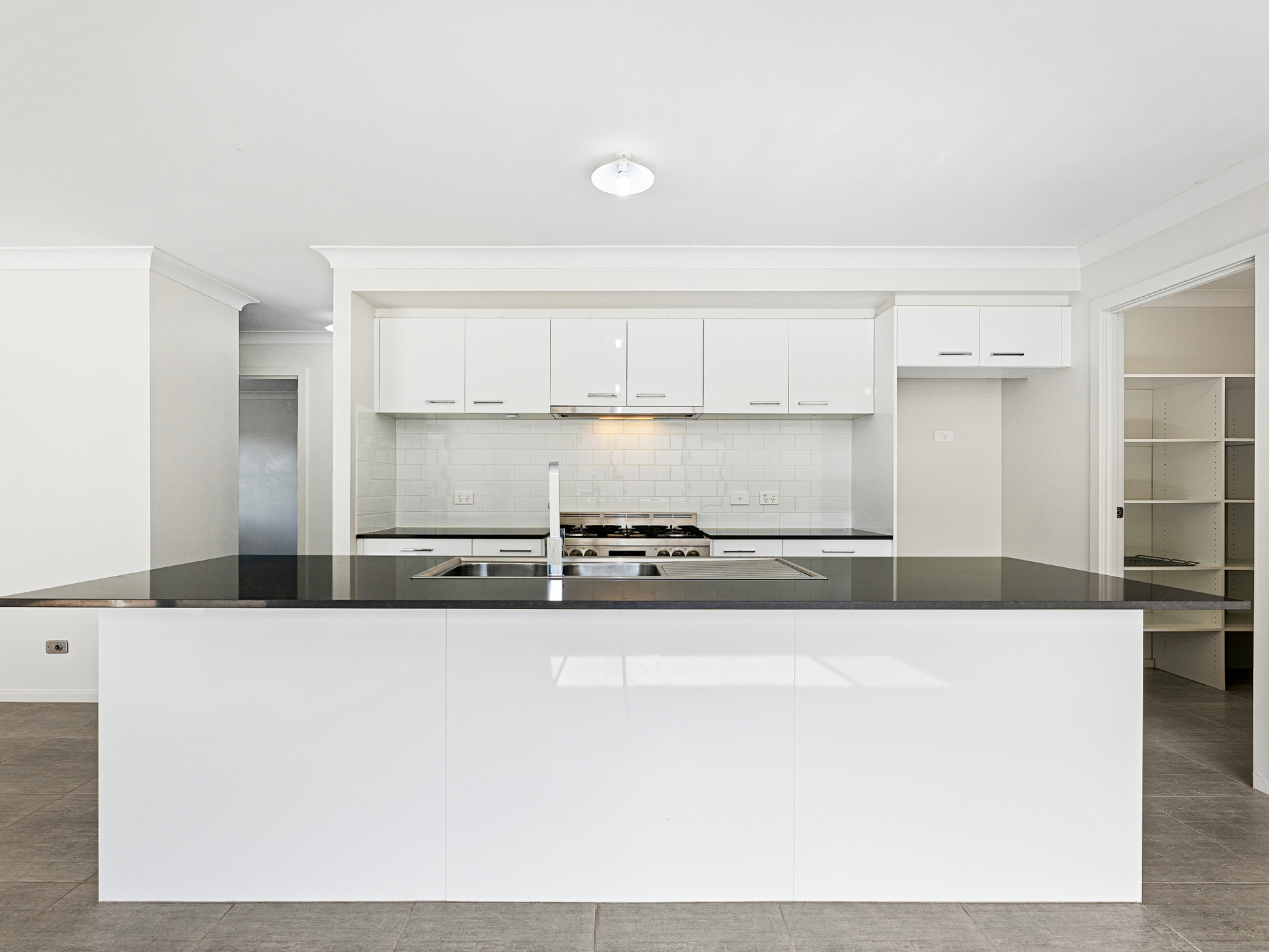 6 Joy Place, MORUYA